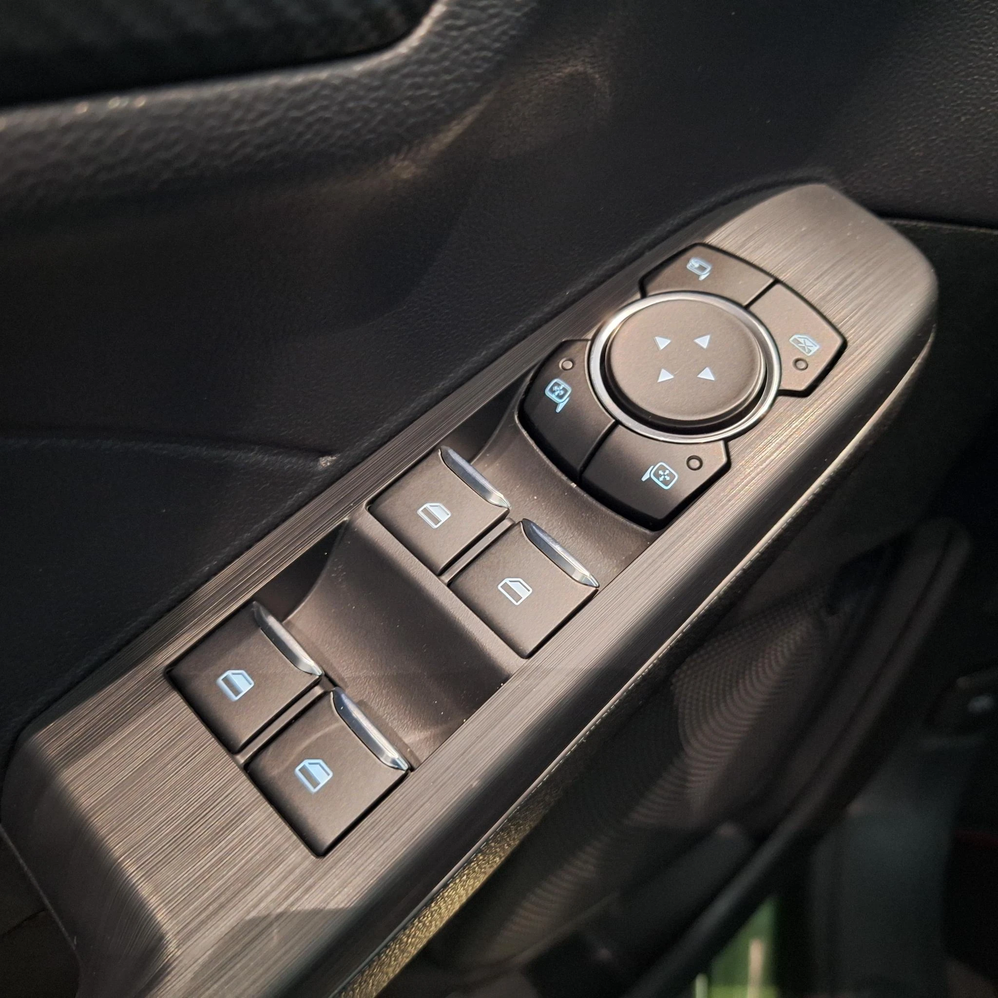 Ford-Kuga-image-20
