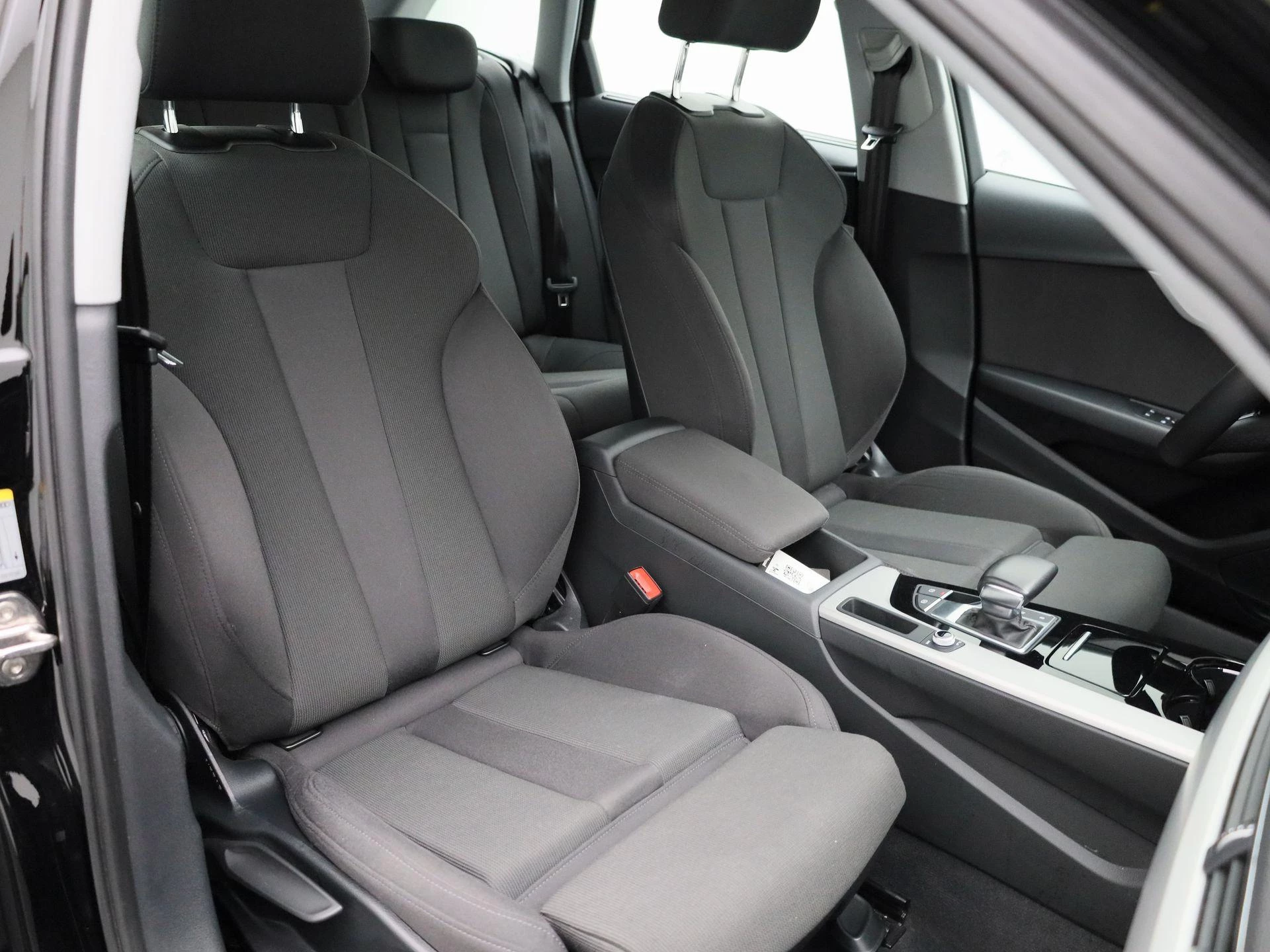 Audi-A4-image-37