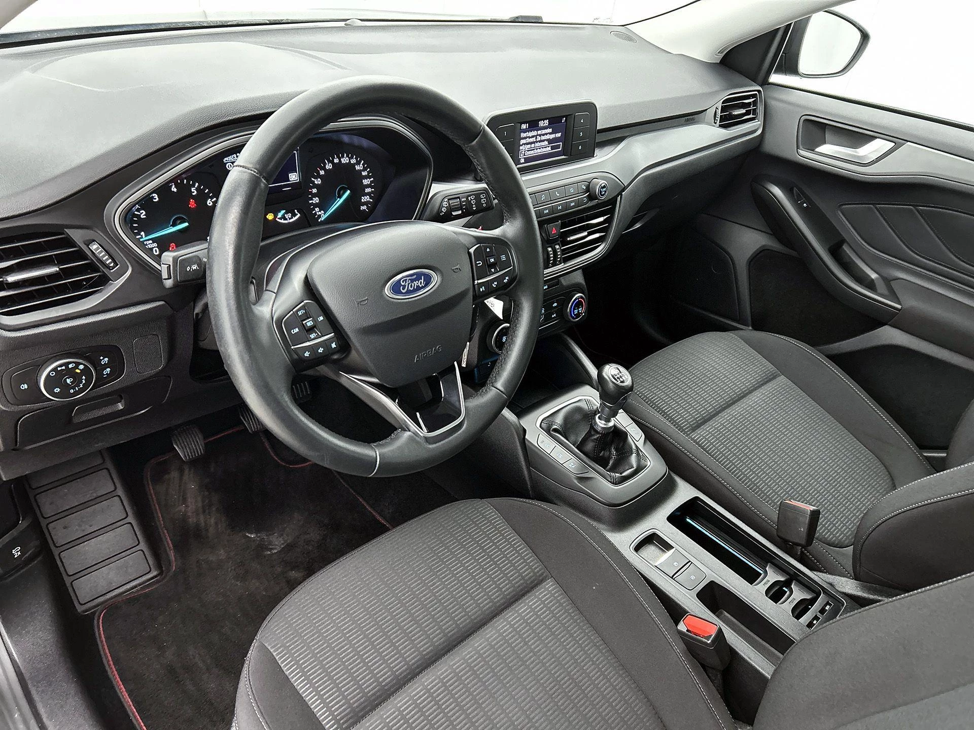 Ford-Focus-image-11