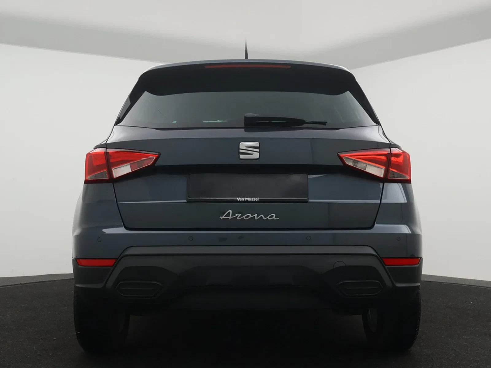SEAT-Arona-image-3