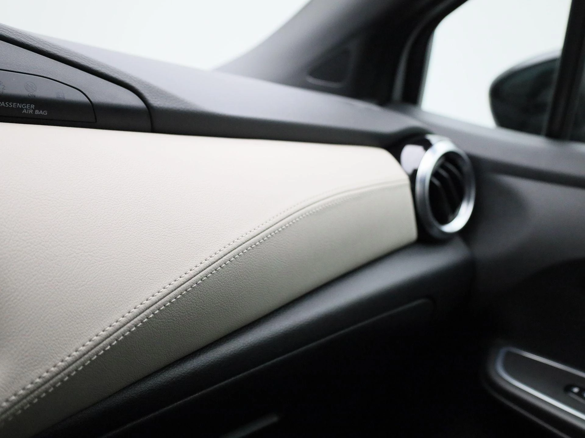 Nissan-Micra-image-19