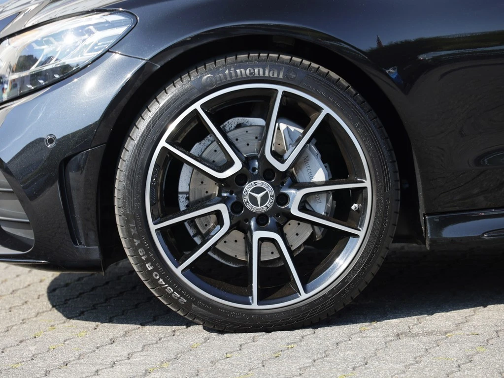 Mercedes-Benz-C-Klasse-image-3