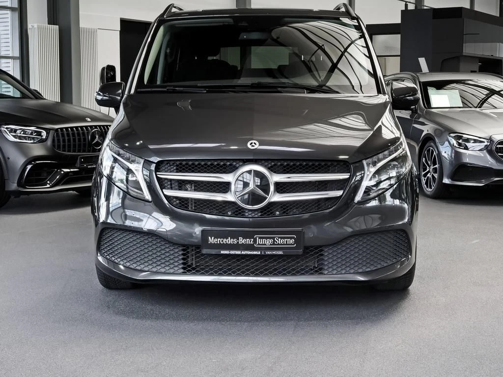 Mercedes-Benz-V-Klasse 220-image-2
