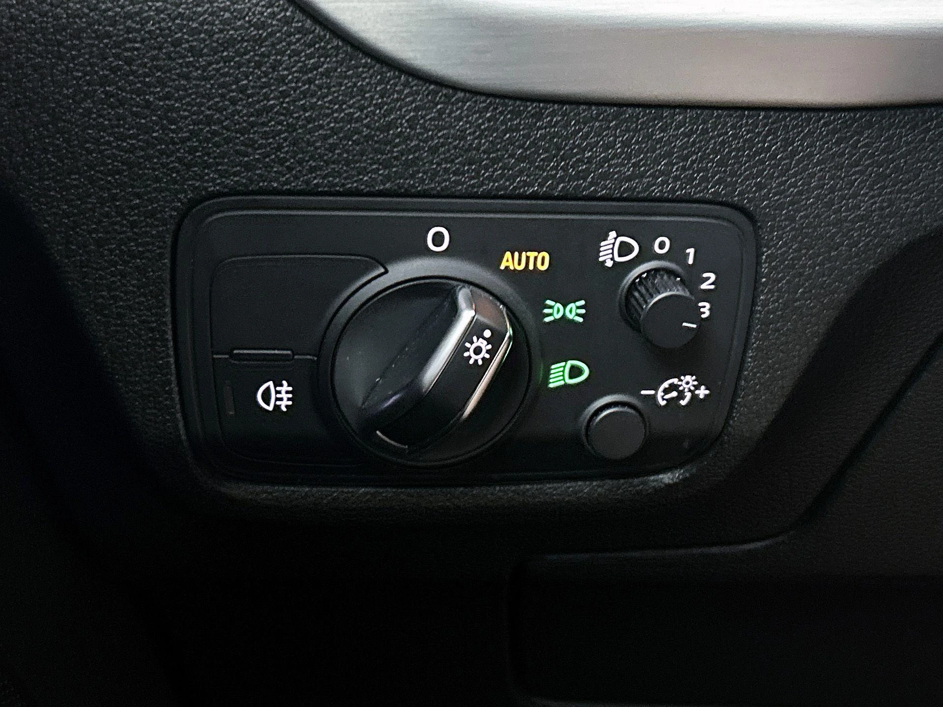 Audi-Q2-image-24