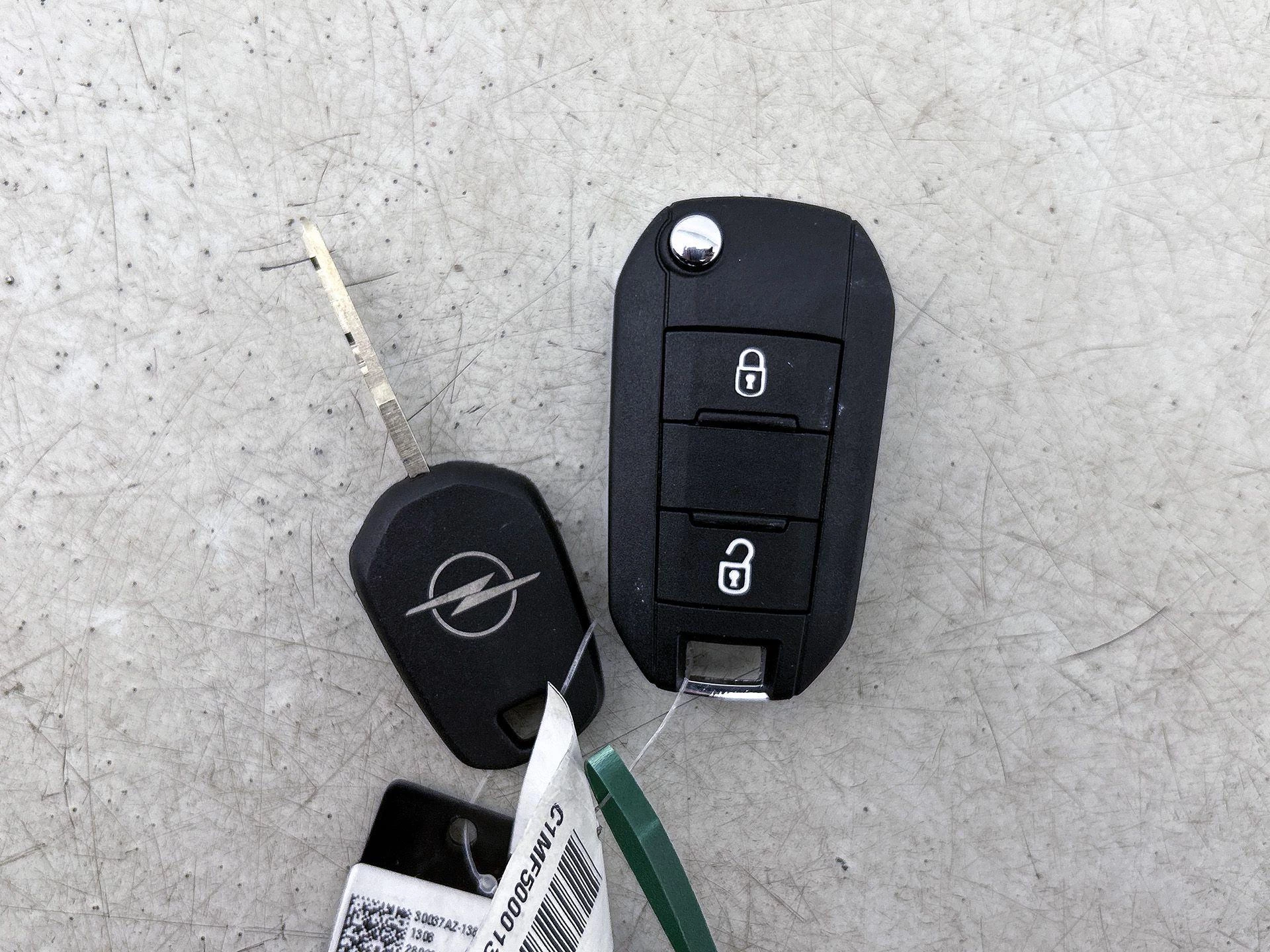 Opel Frontera 1.2 Turbo Hybrid GS