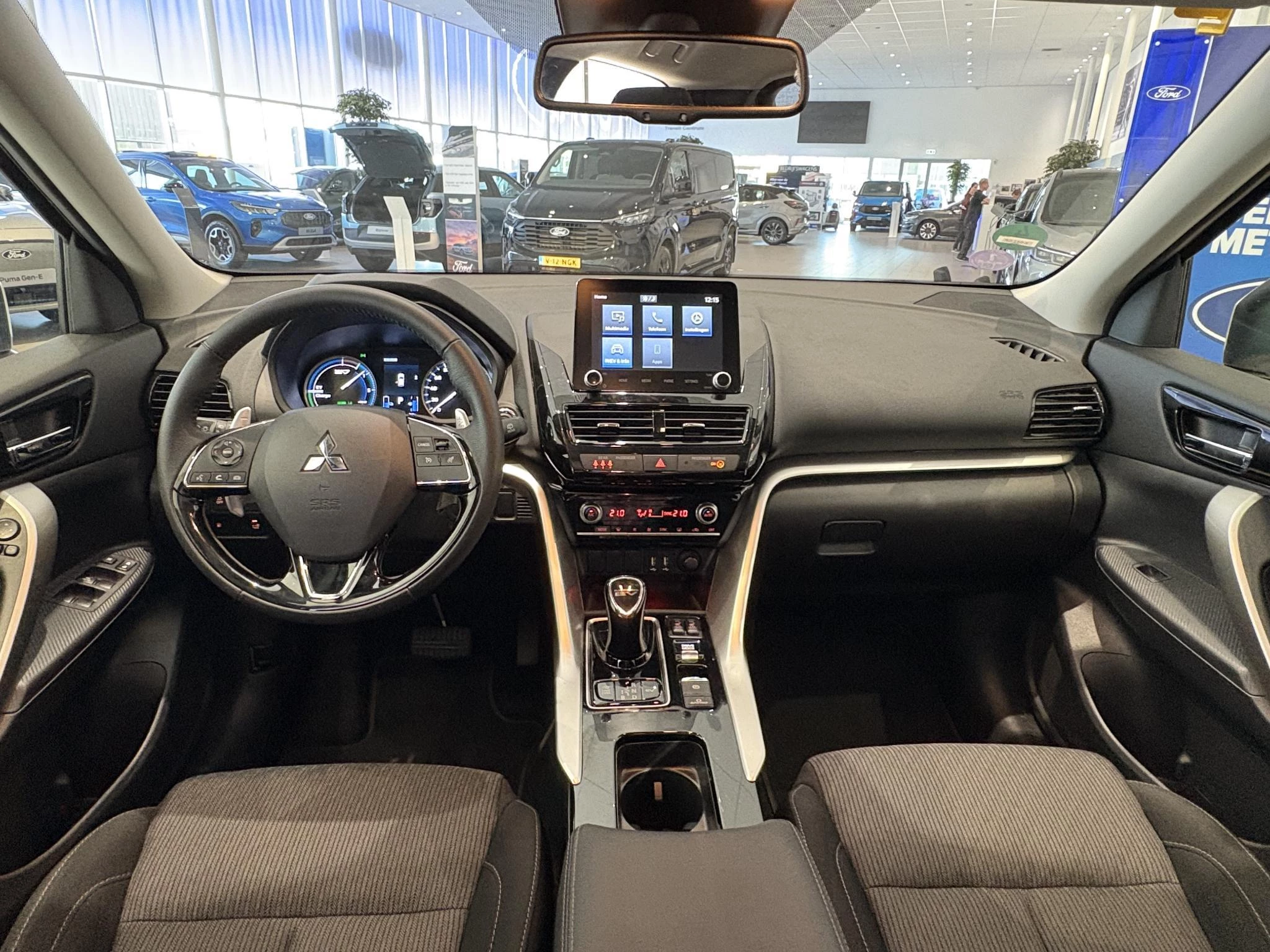Mitsubishi-Eclipse Cross-image-11