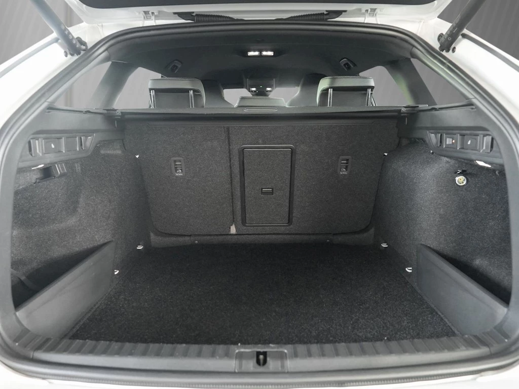 Škoda Octavia Combi 2.0 TDI DSG Sportline AHK/Navi