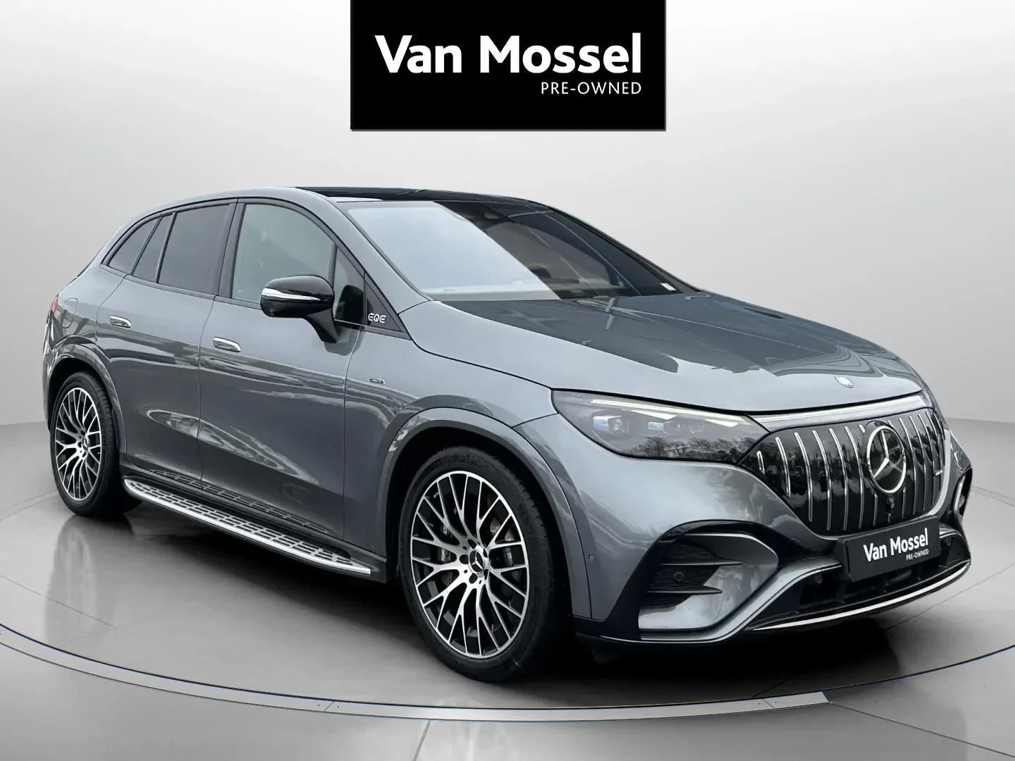 Mercedes-Benz-EQE-image-2