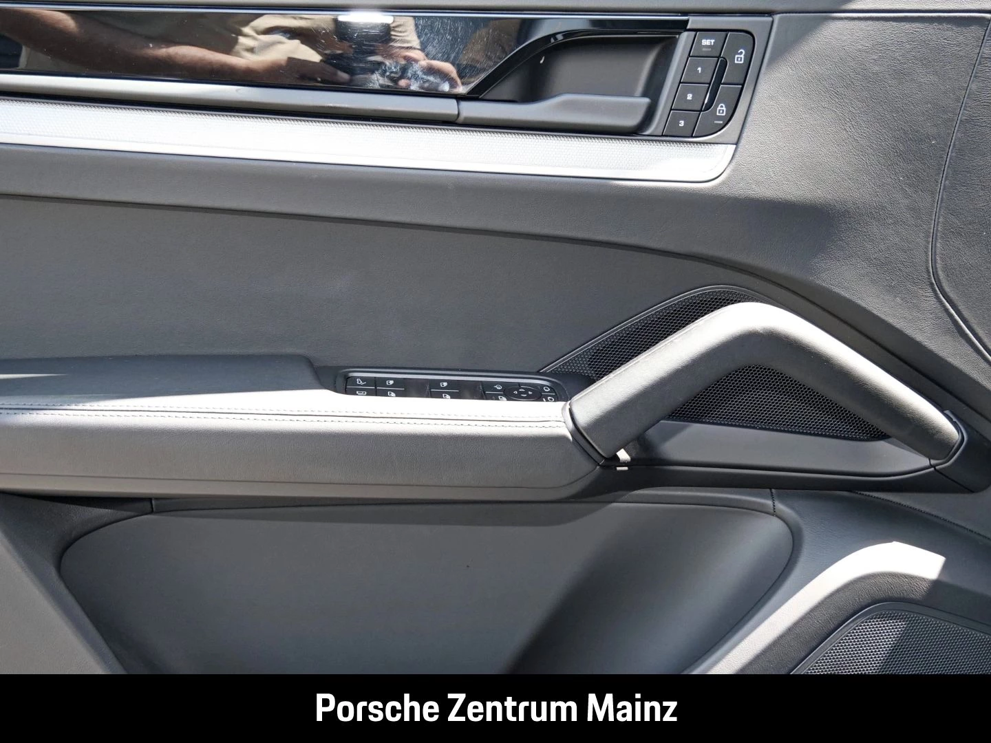 Porsche Cayenne E-Hybrid Coupe InnoDrive Head-Up BOSE -