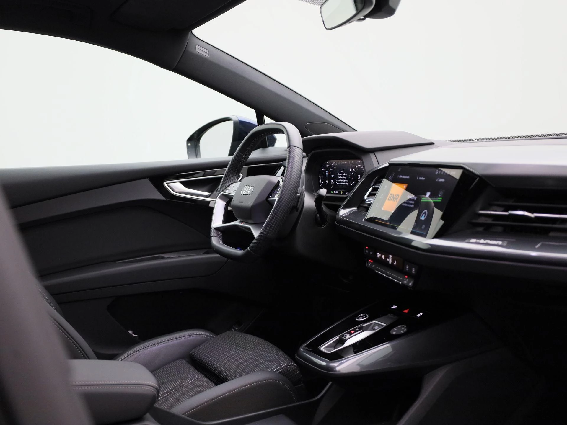 Audi-Q4 e-tron-image-37