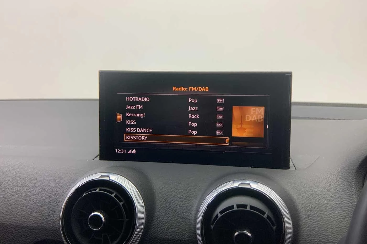 Audi-Q2-image-14