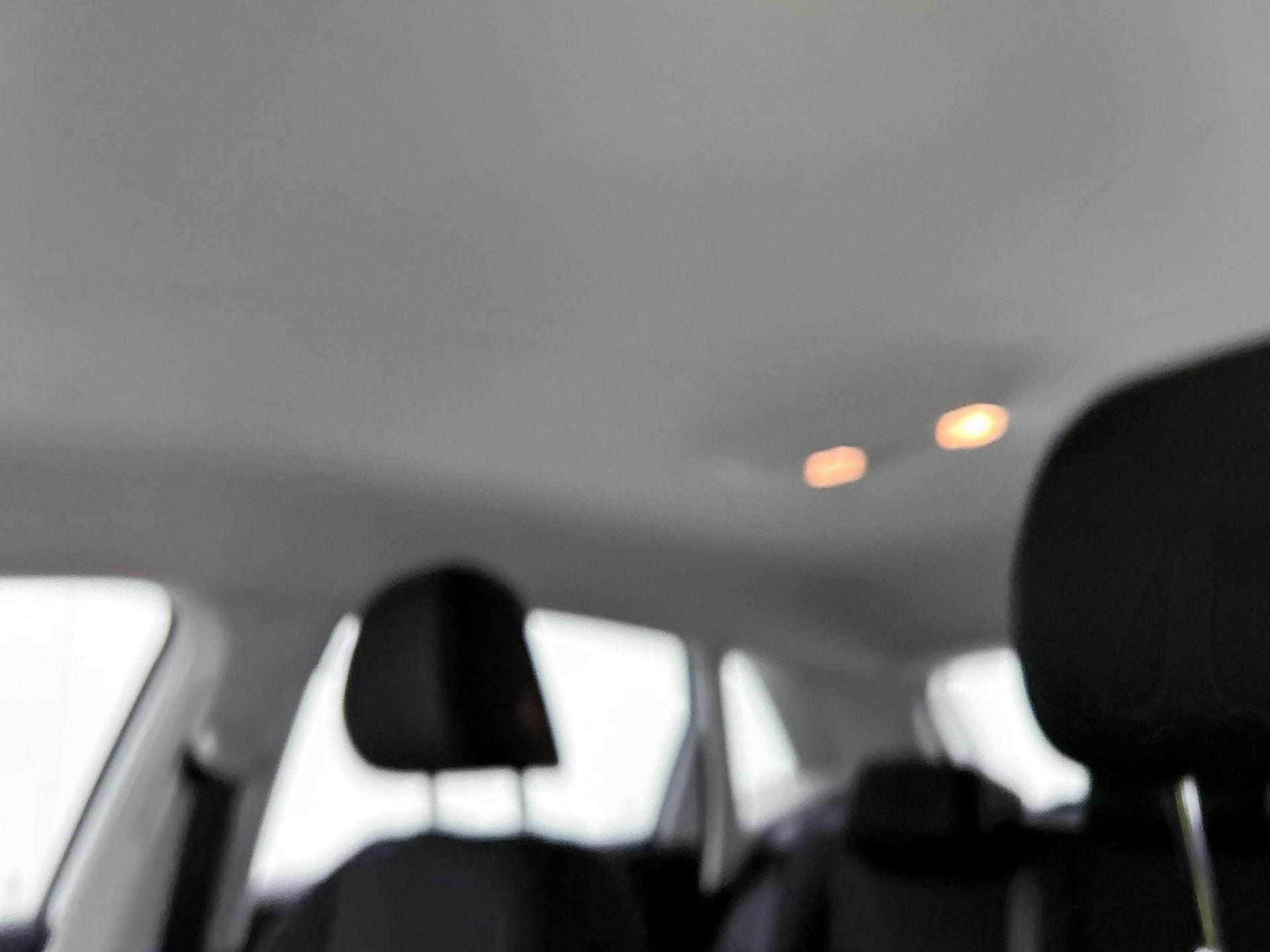 Volkswagen-Polo-image-29