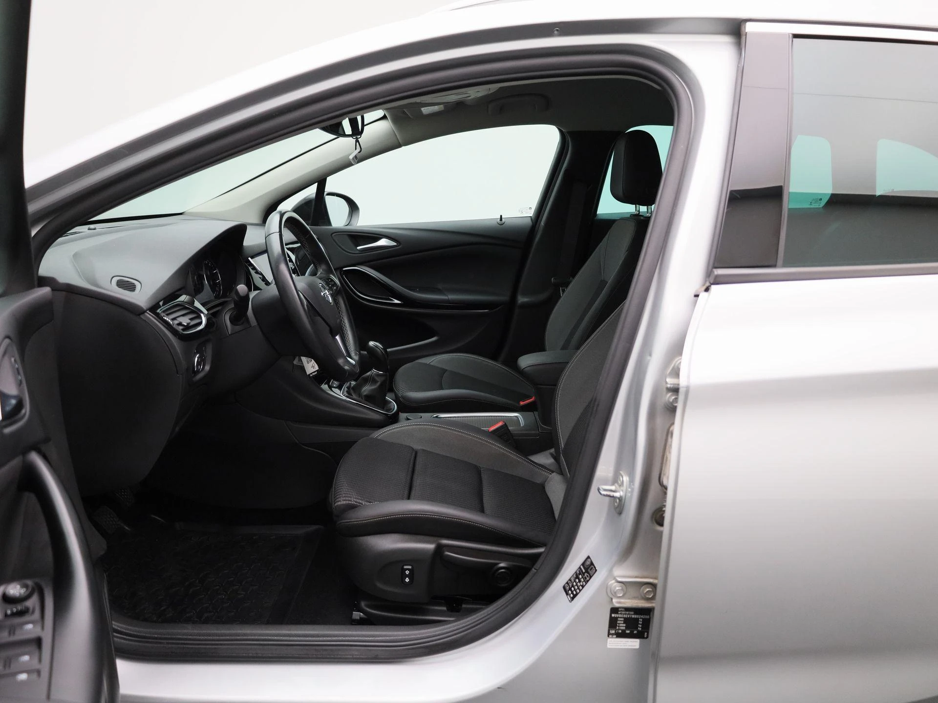 Opel-Astra-image-8