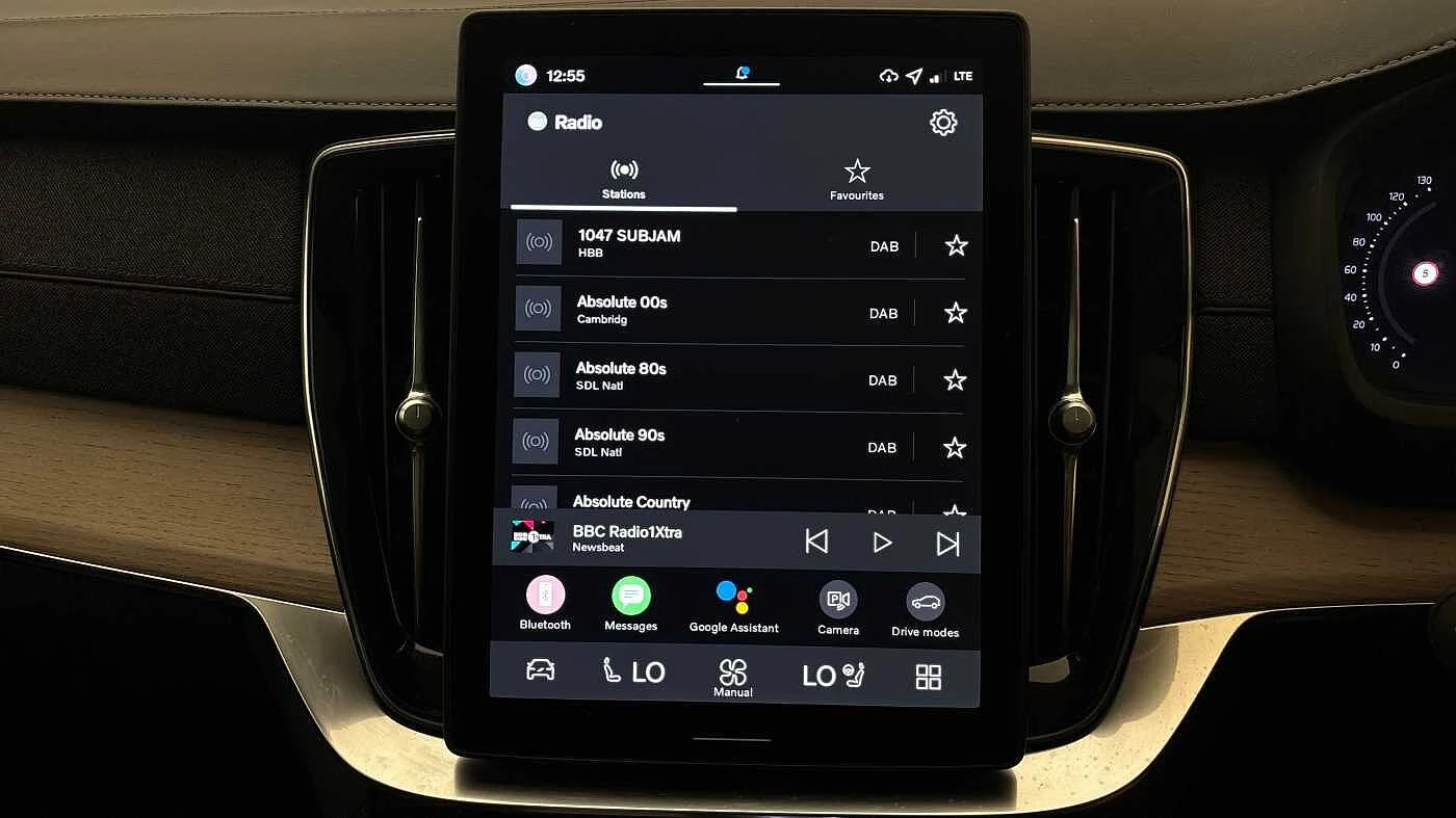 Volvo-XC90-image-29
