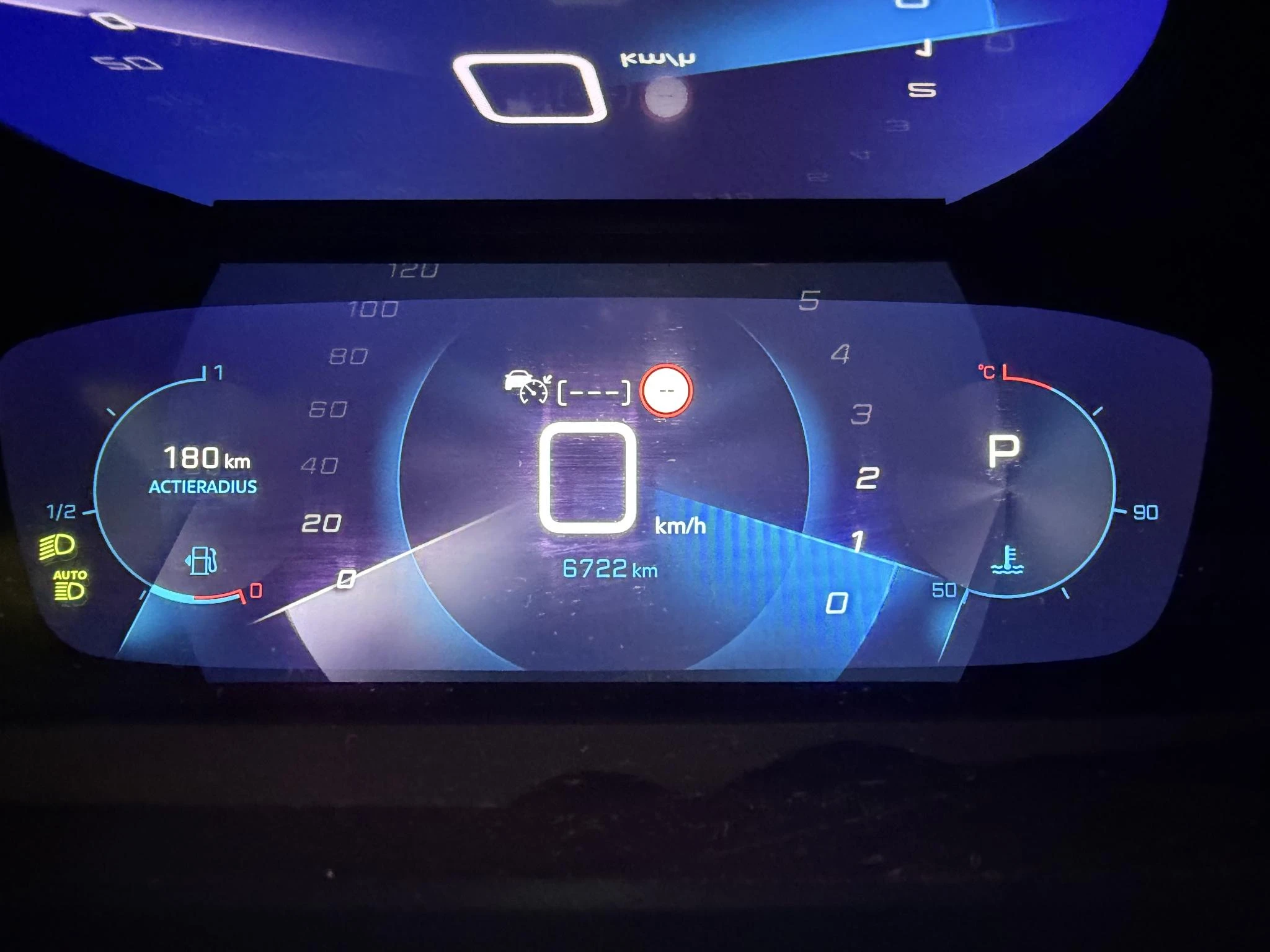 Peugeot-208-image-6