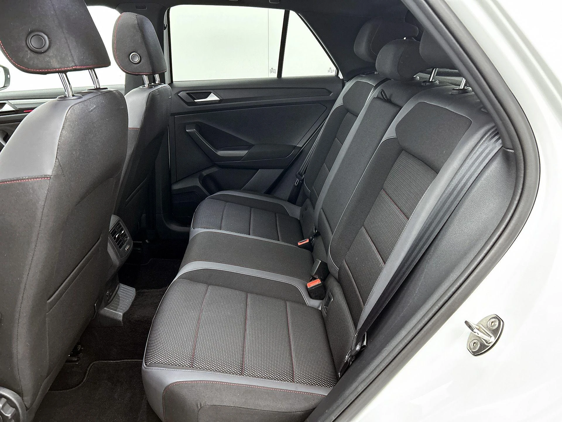 Volkswagen T-Roc 1.5 TSI Sport | 150 PK |
