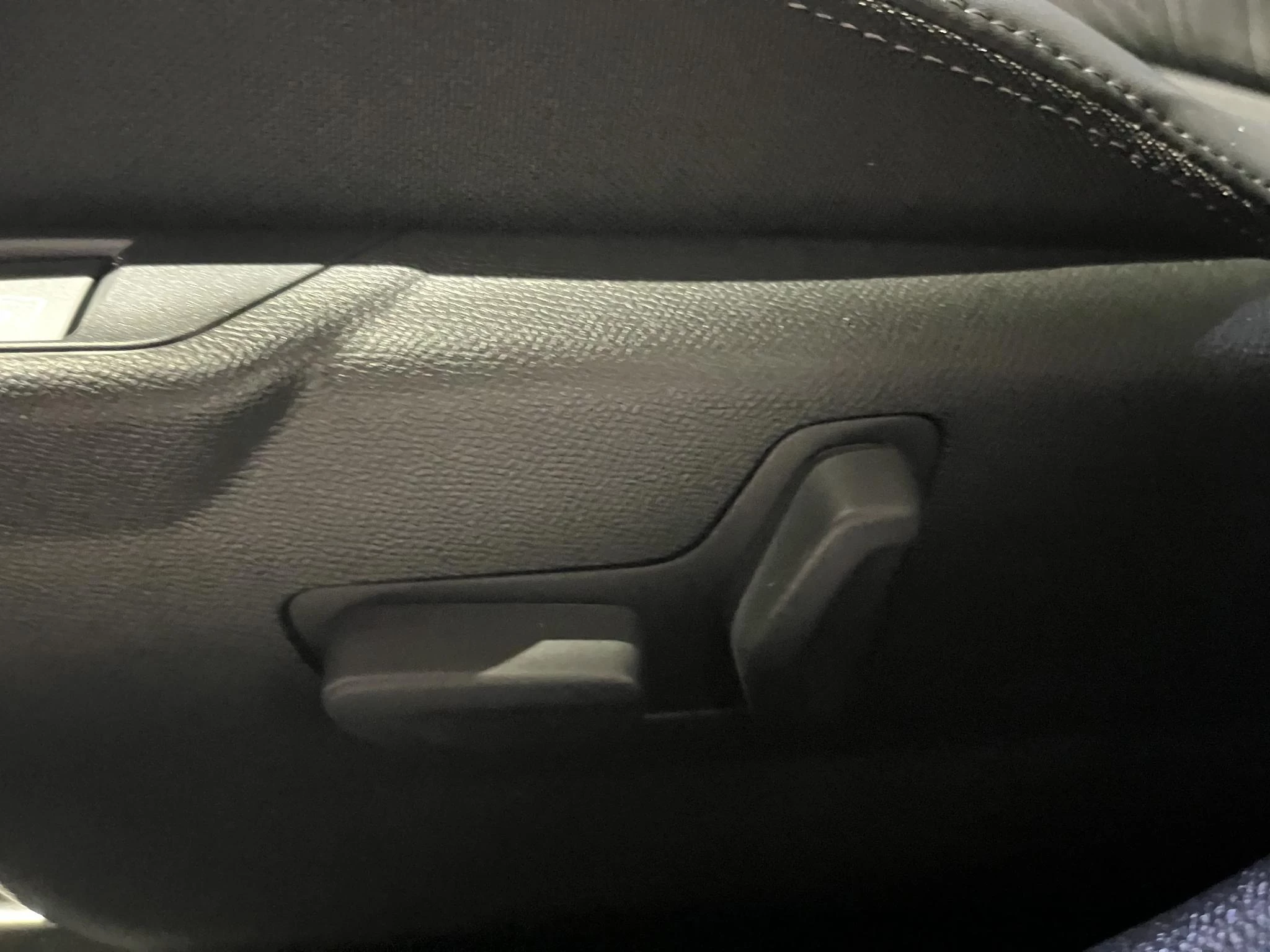 Peugeot-208-image-13