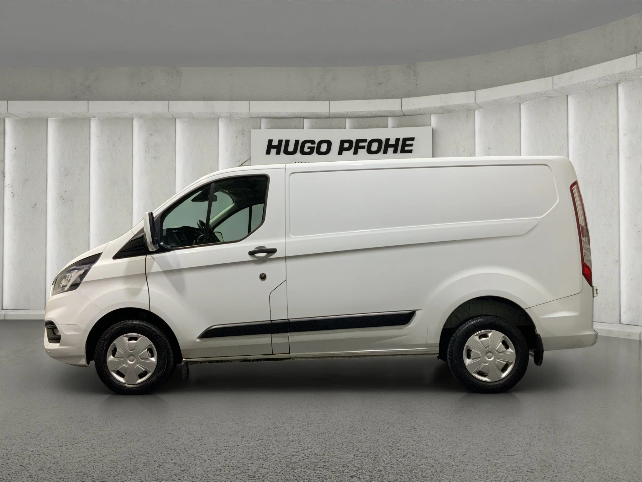 Ford-Transit Custom-image-1