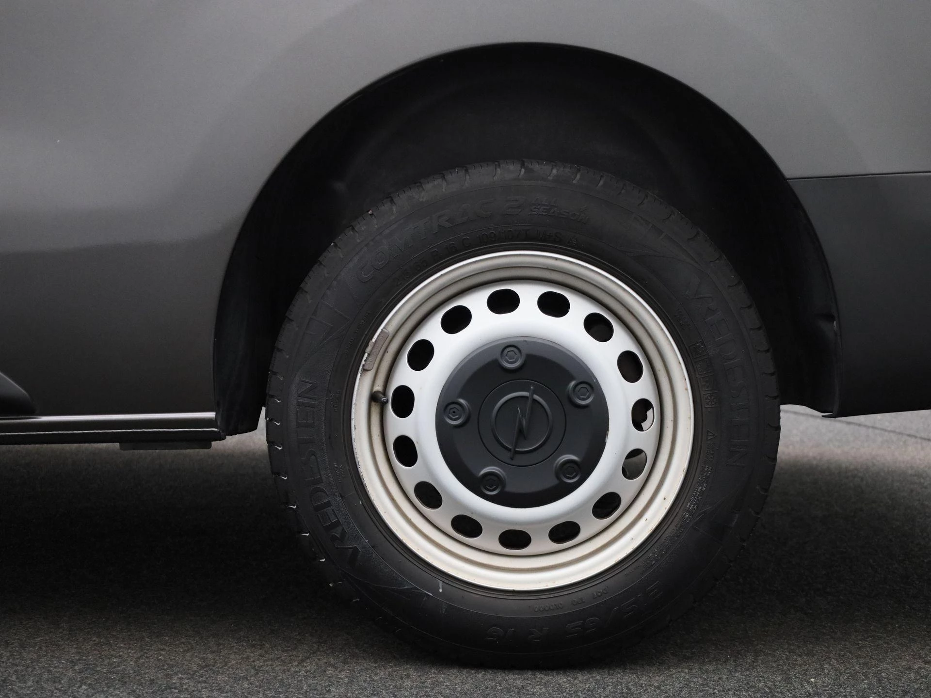 Opel-Vivaro-image-15