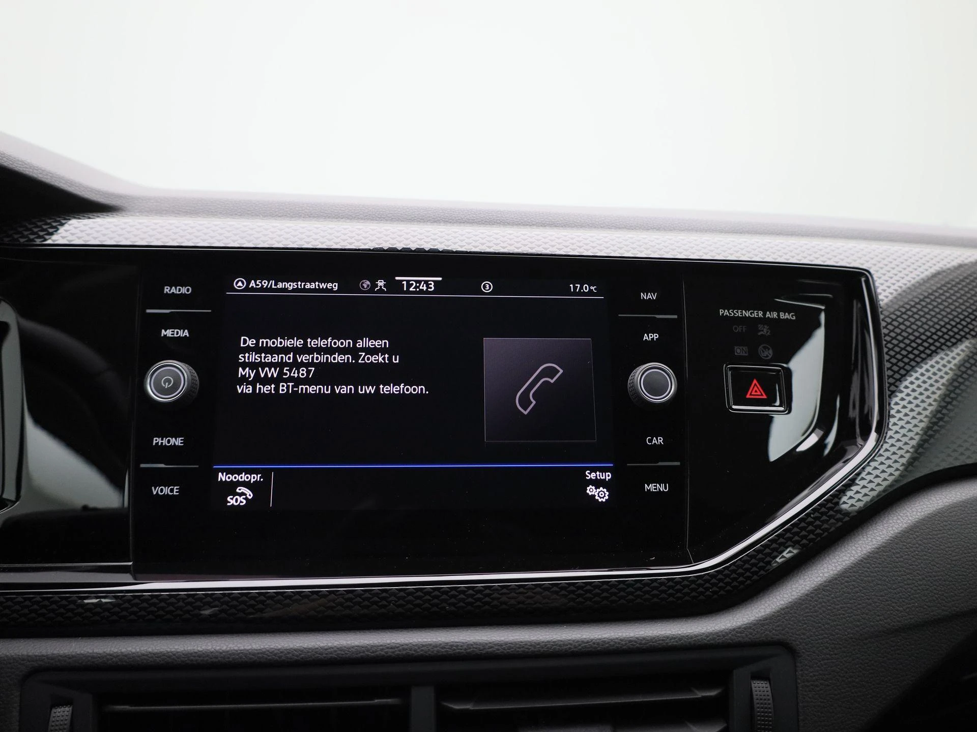 Volkswagen-Polo-image-21