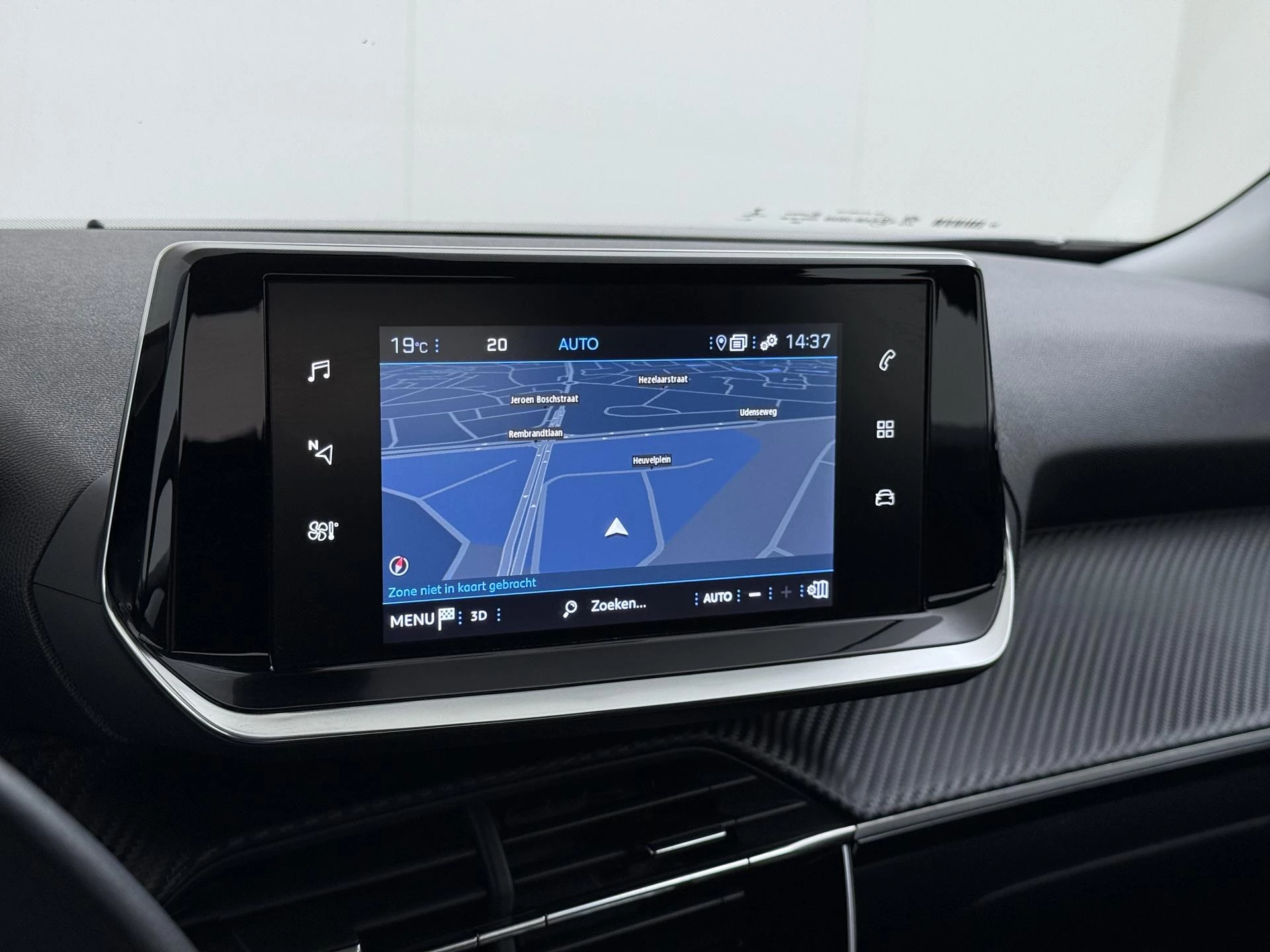Peugeot-2008-image-7