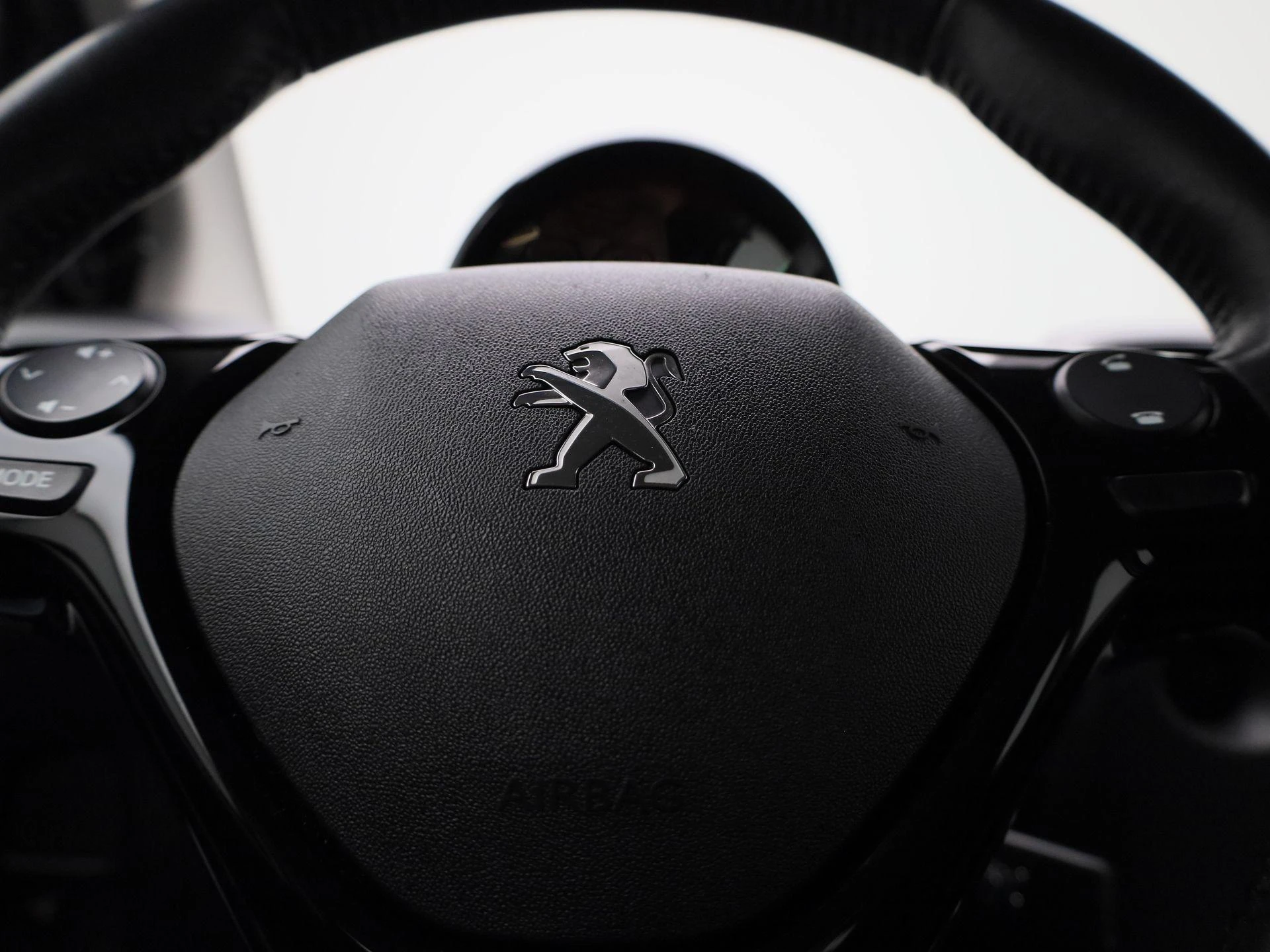 Peugeot-108-image-26