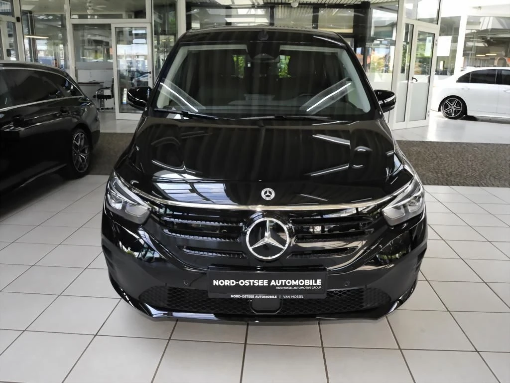 Mercedes-Benz-EQT 200-image-2