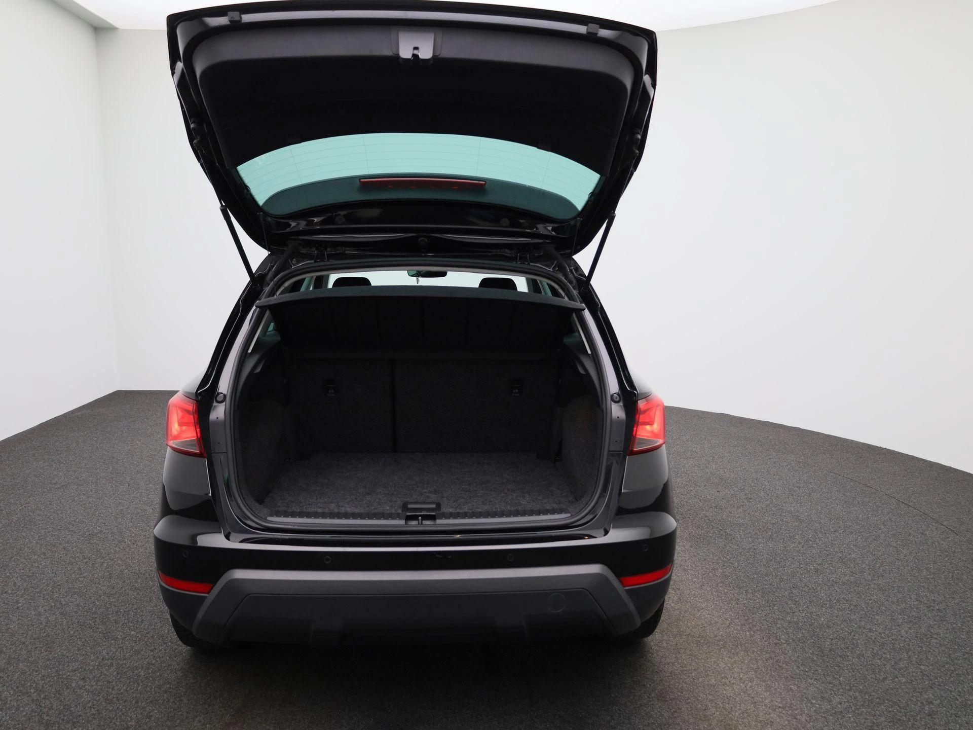 SEAT-Arona-image-10
