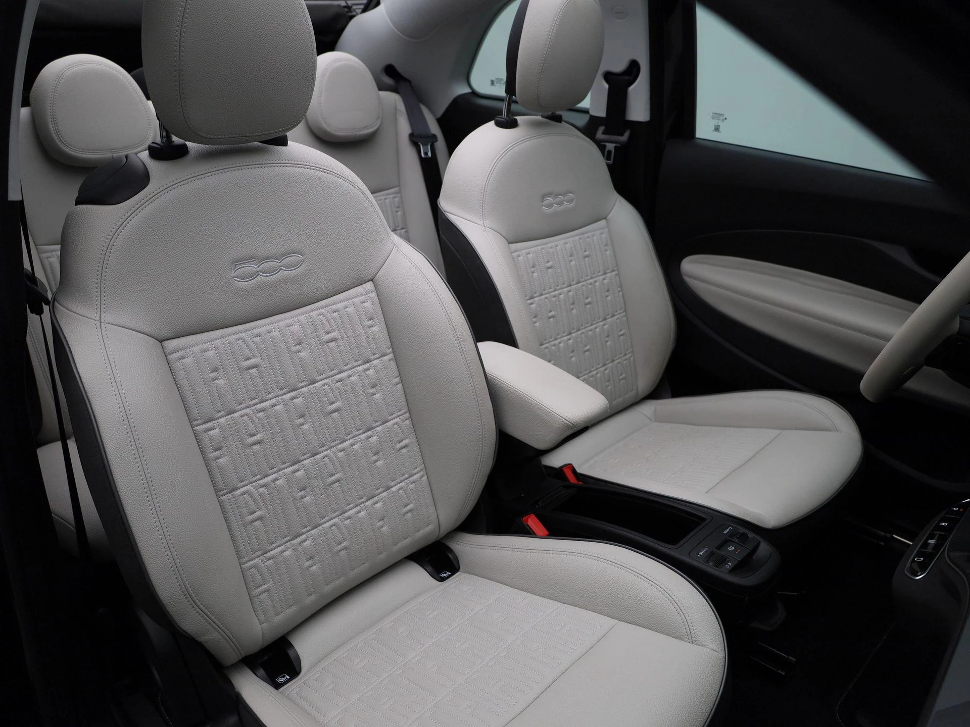 Fiat-500e-image-37