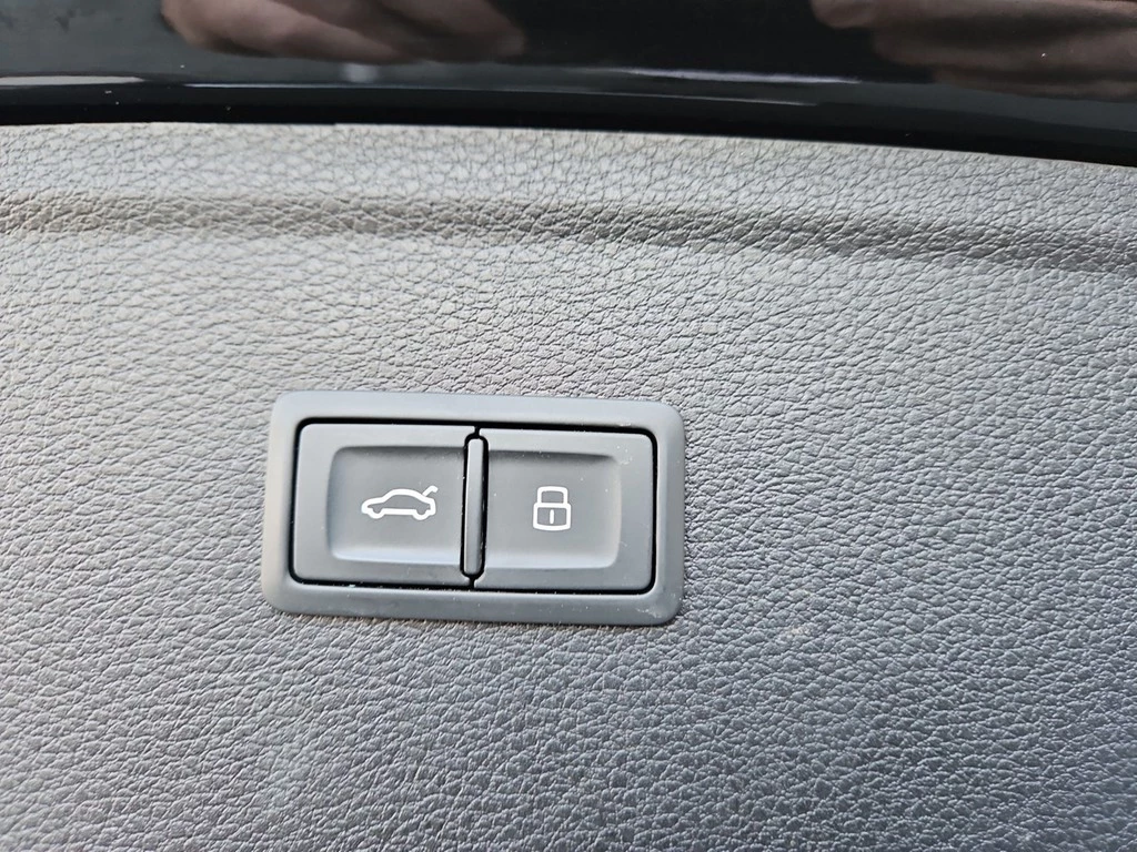 Audi Q5 S line 50 TDI quattro tiptronic *Matrix*Pano*