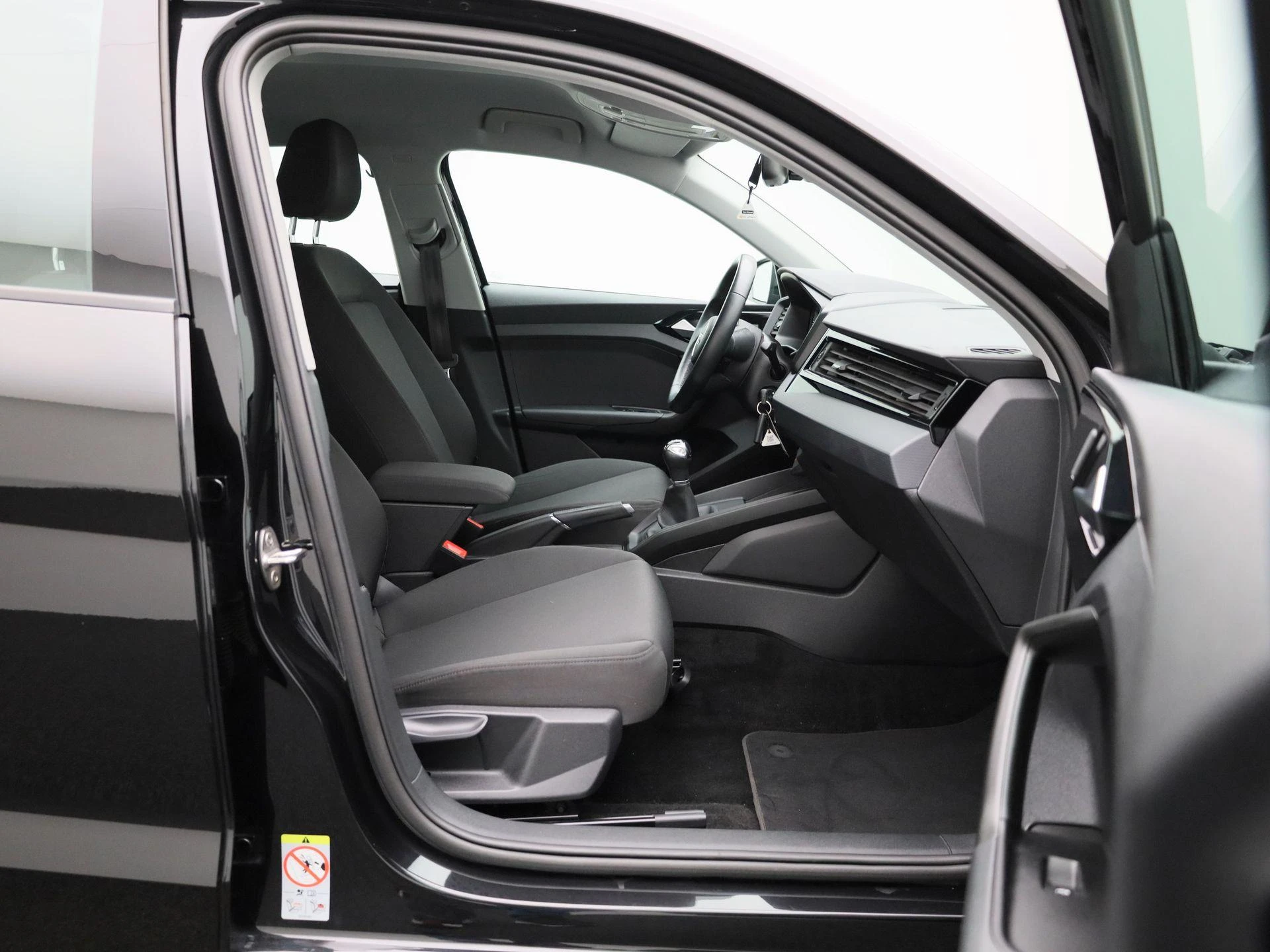 Audi-A1 Sportback-image-34
