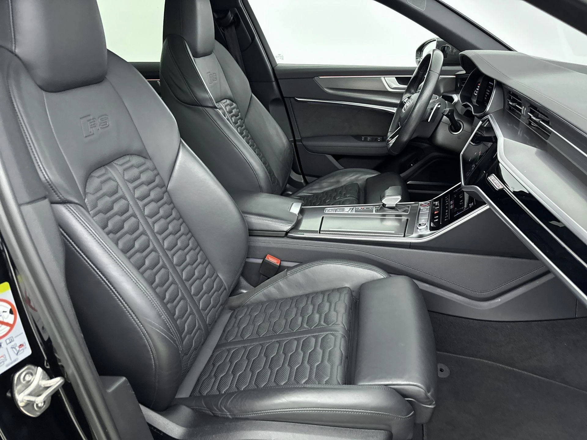 Audi-RS6-image-21