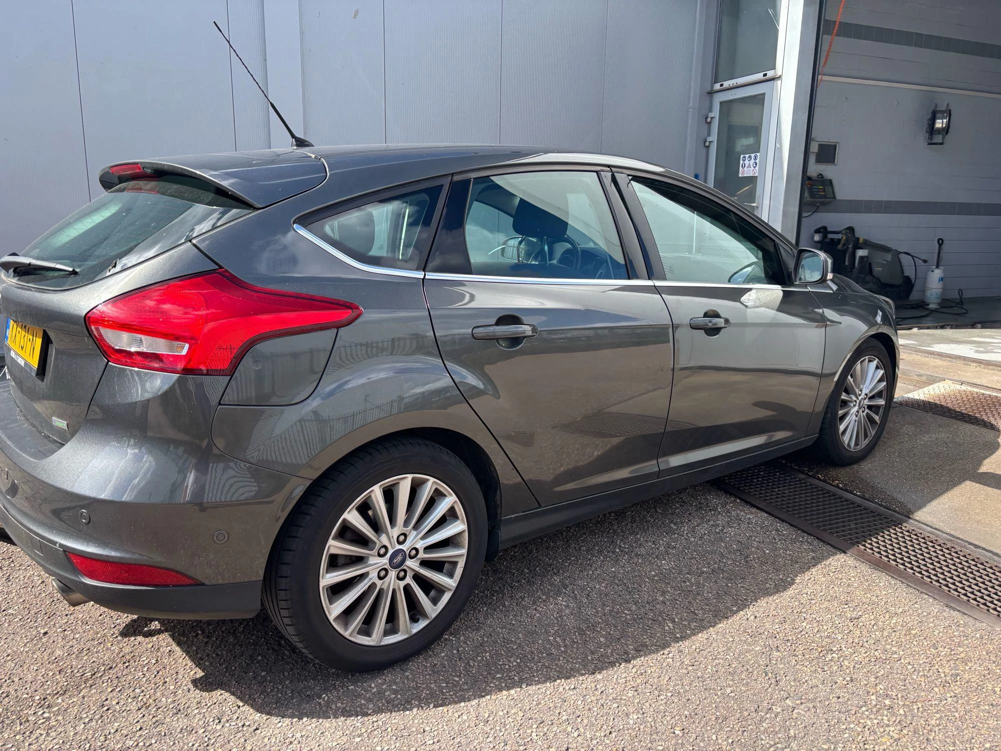 Ford-Focus-image-3