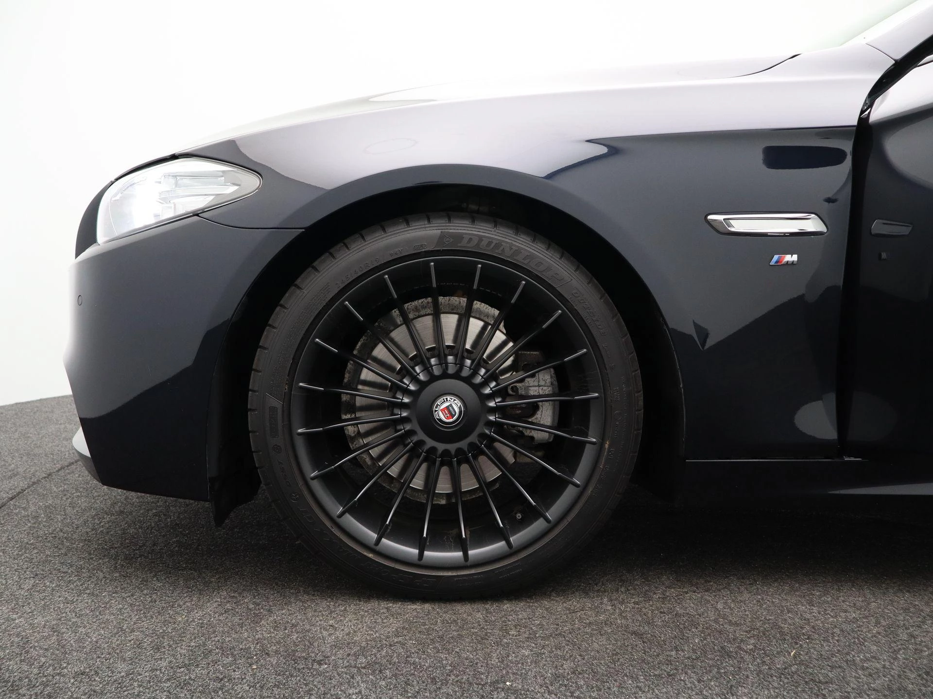 BMW-5 Serie-image-24