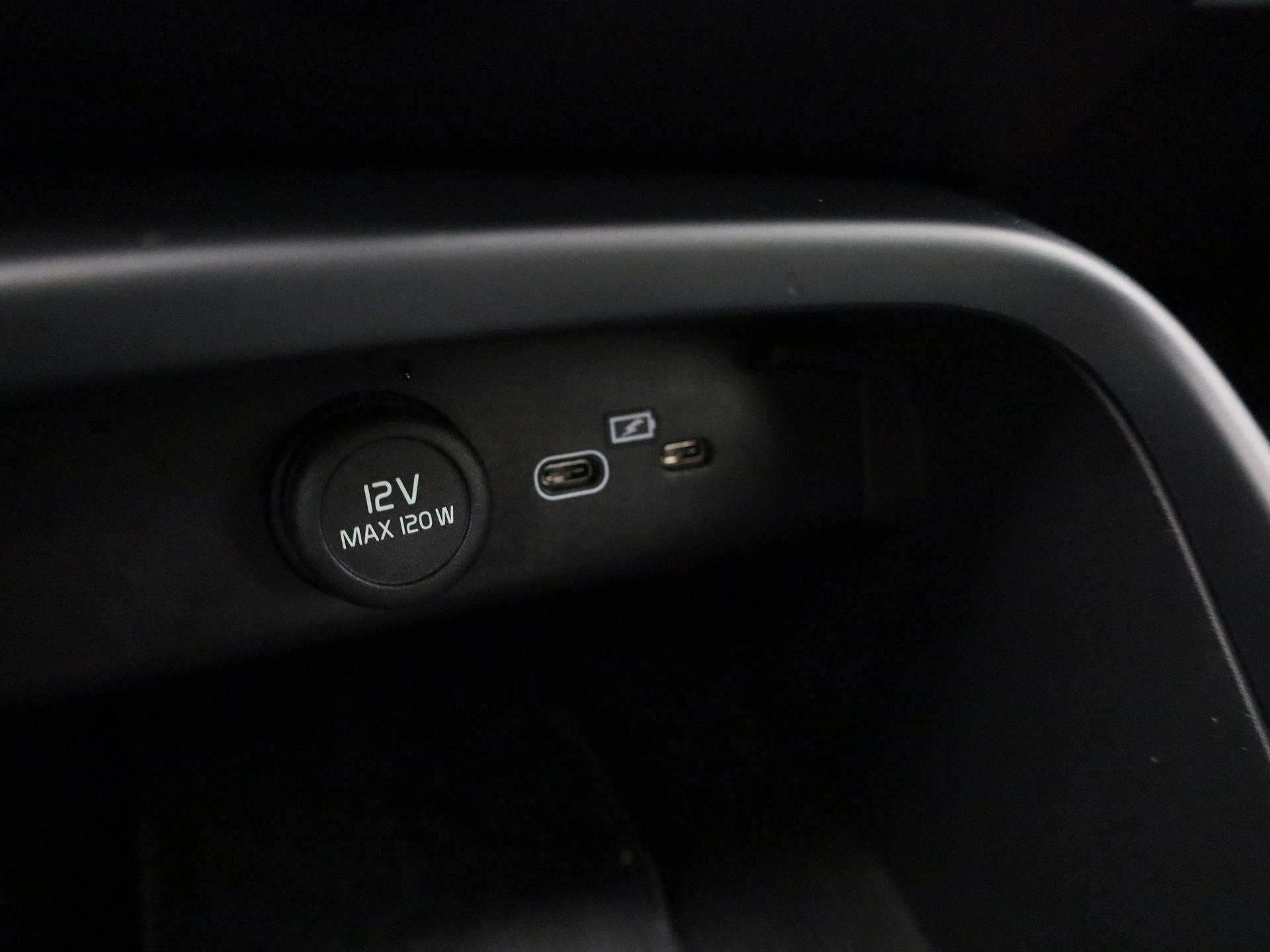 Volvo-XC40-image-22