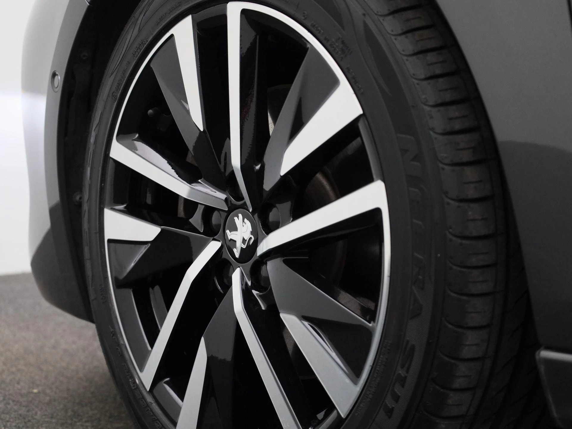Peugeot-508-image-52