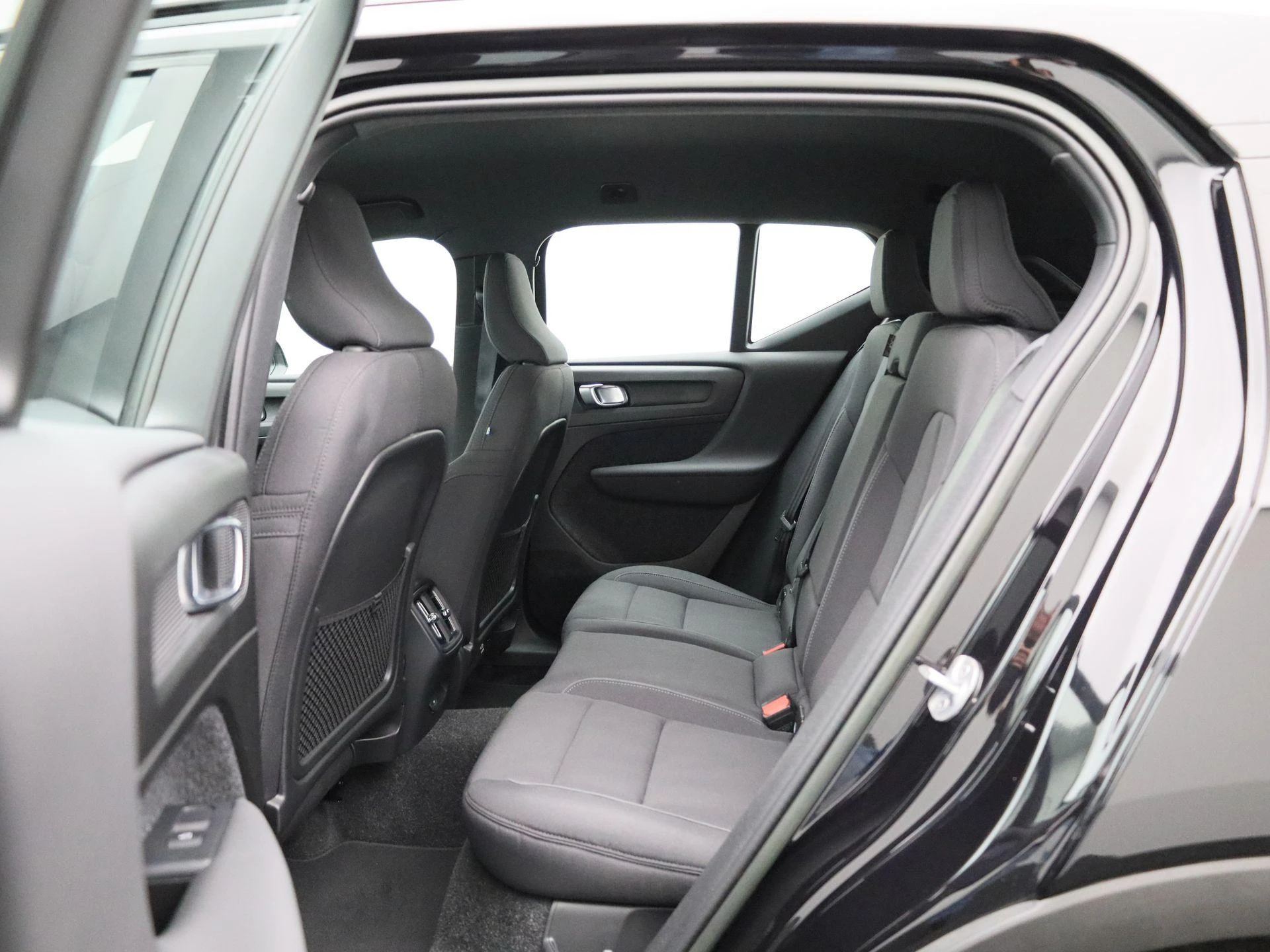 Volvo-XC40-image-9