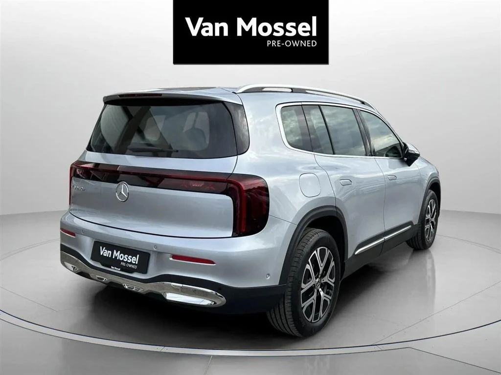 Mercedes-Benz-GLB-image-4