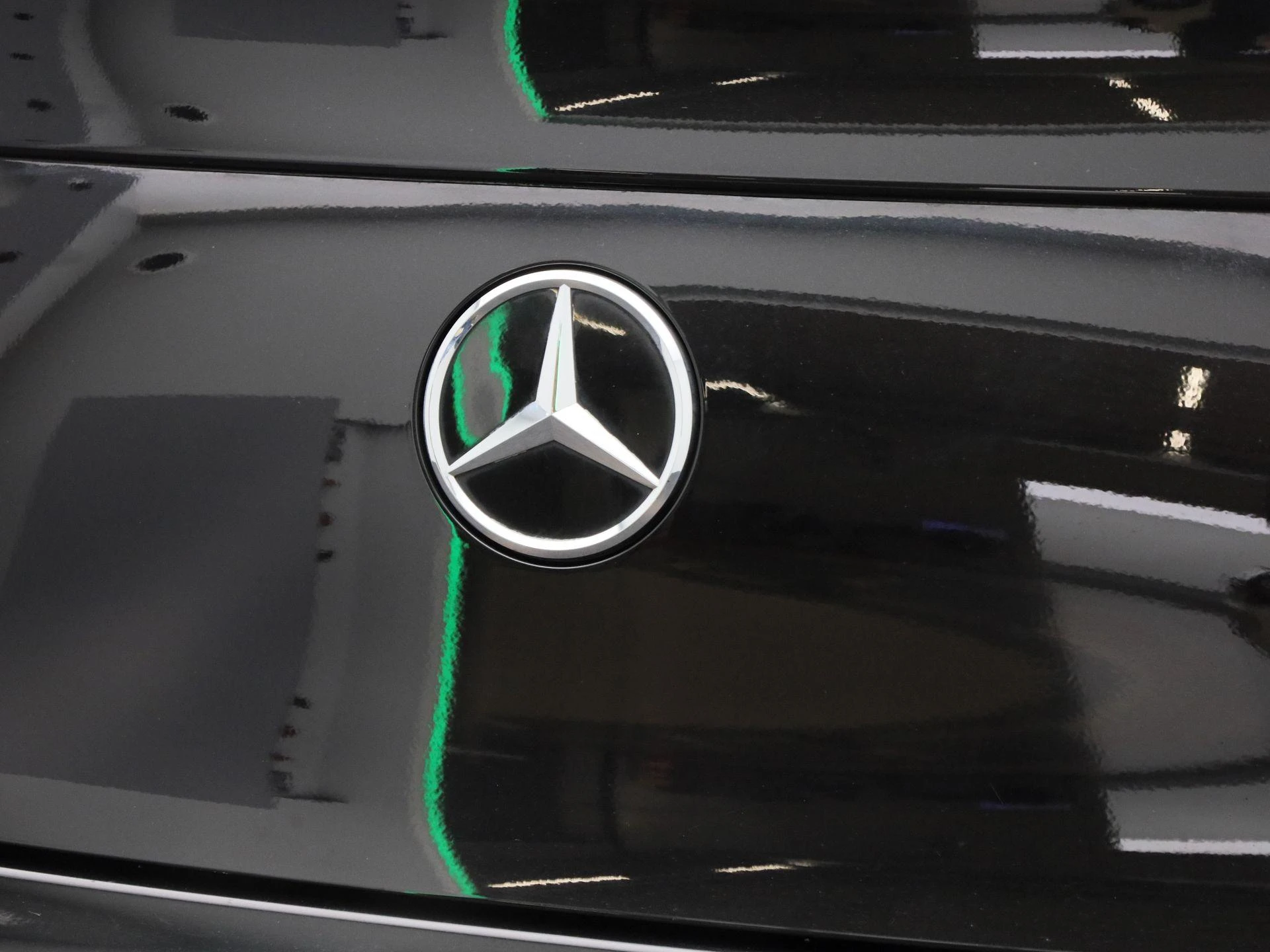 Mercedes-Benz-GLC-image-47