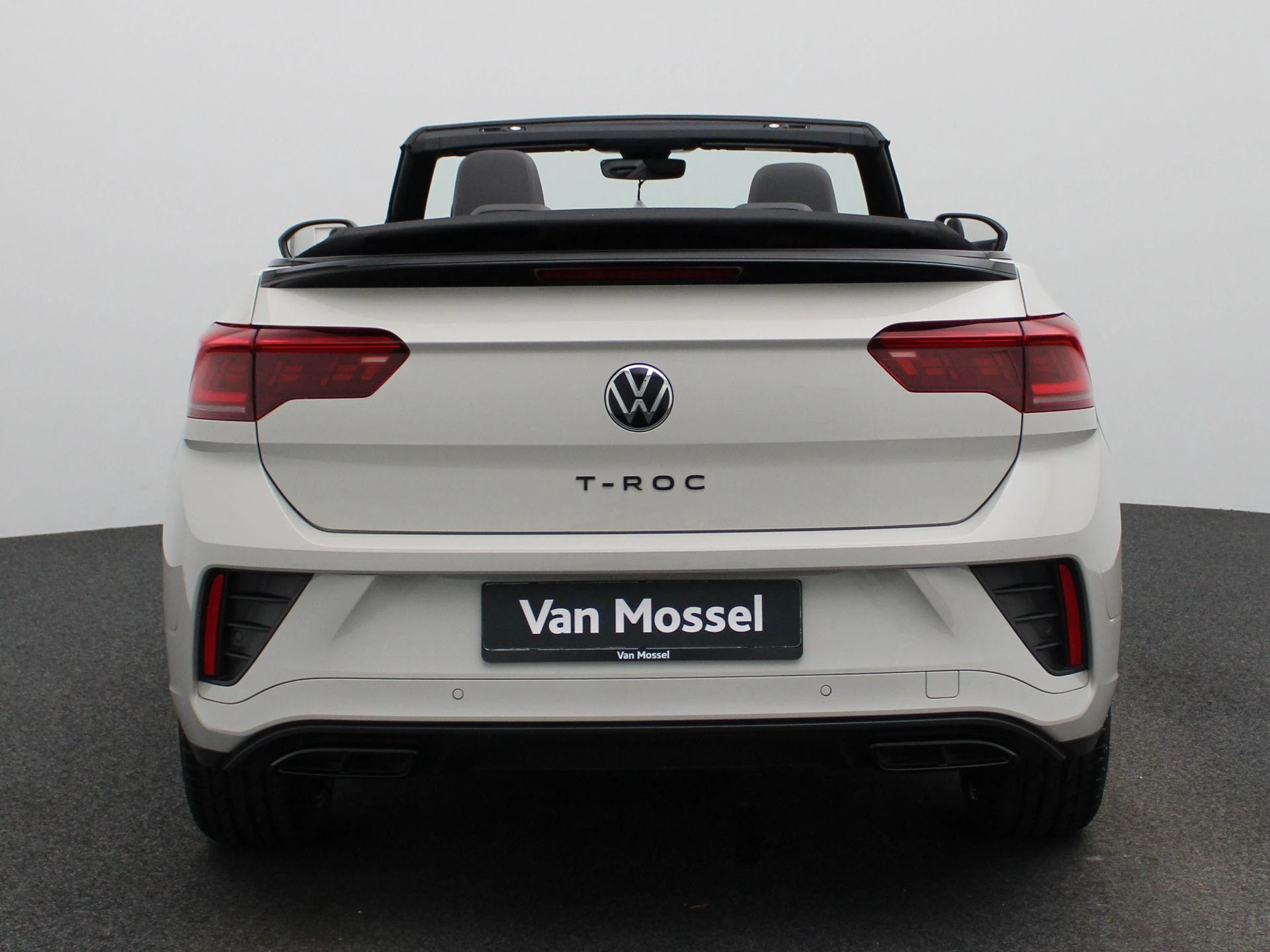 Volkswagen-T-Roc-image-4