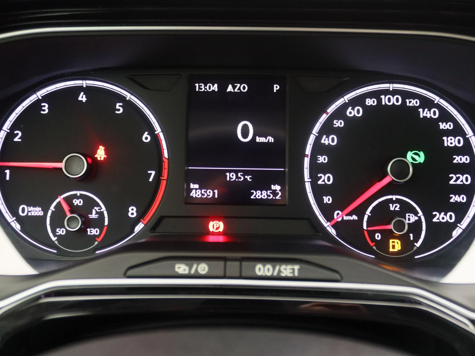 Volkswagen-Polo-image-7