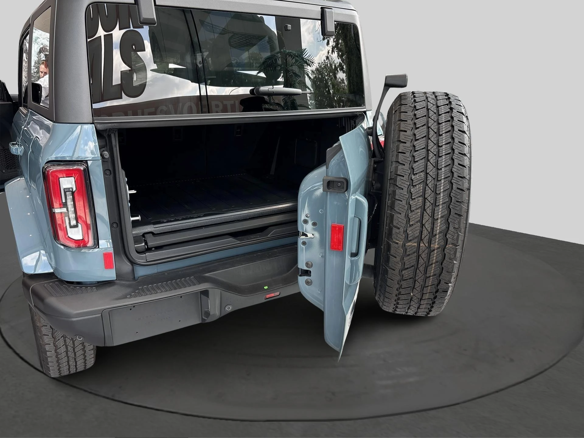 Ford-Bronco-image-24