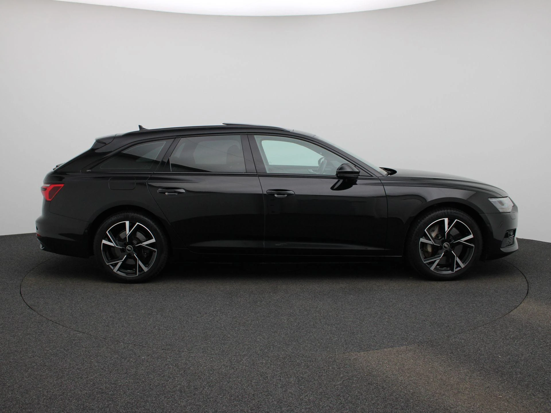 Audi-A6-image-5