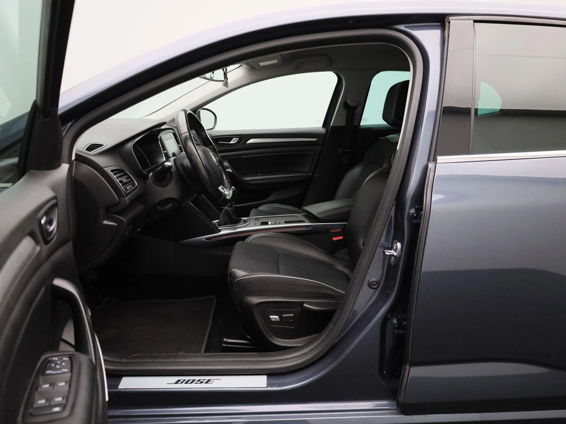 Renault-Mégane-image-8