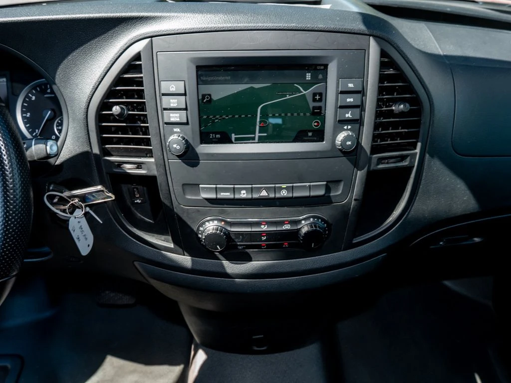 Mercedes-Benz-Vito 114-image-10