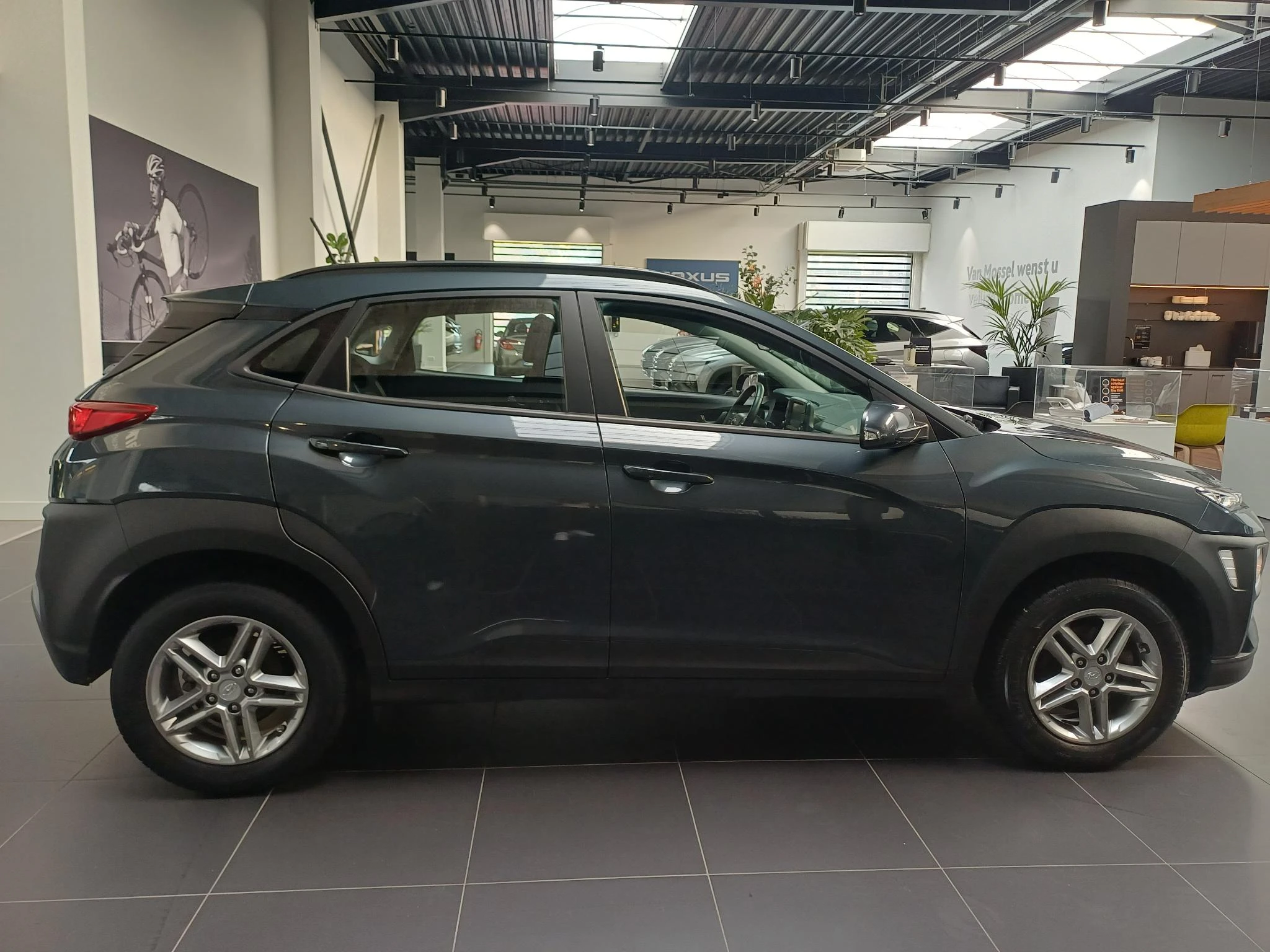 Hyundai-Kona-image-8