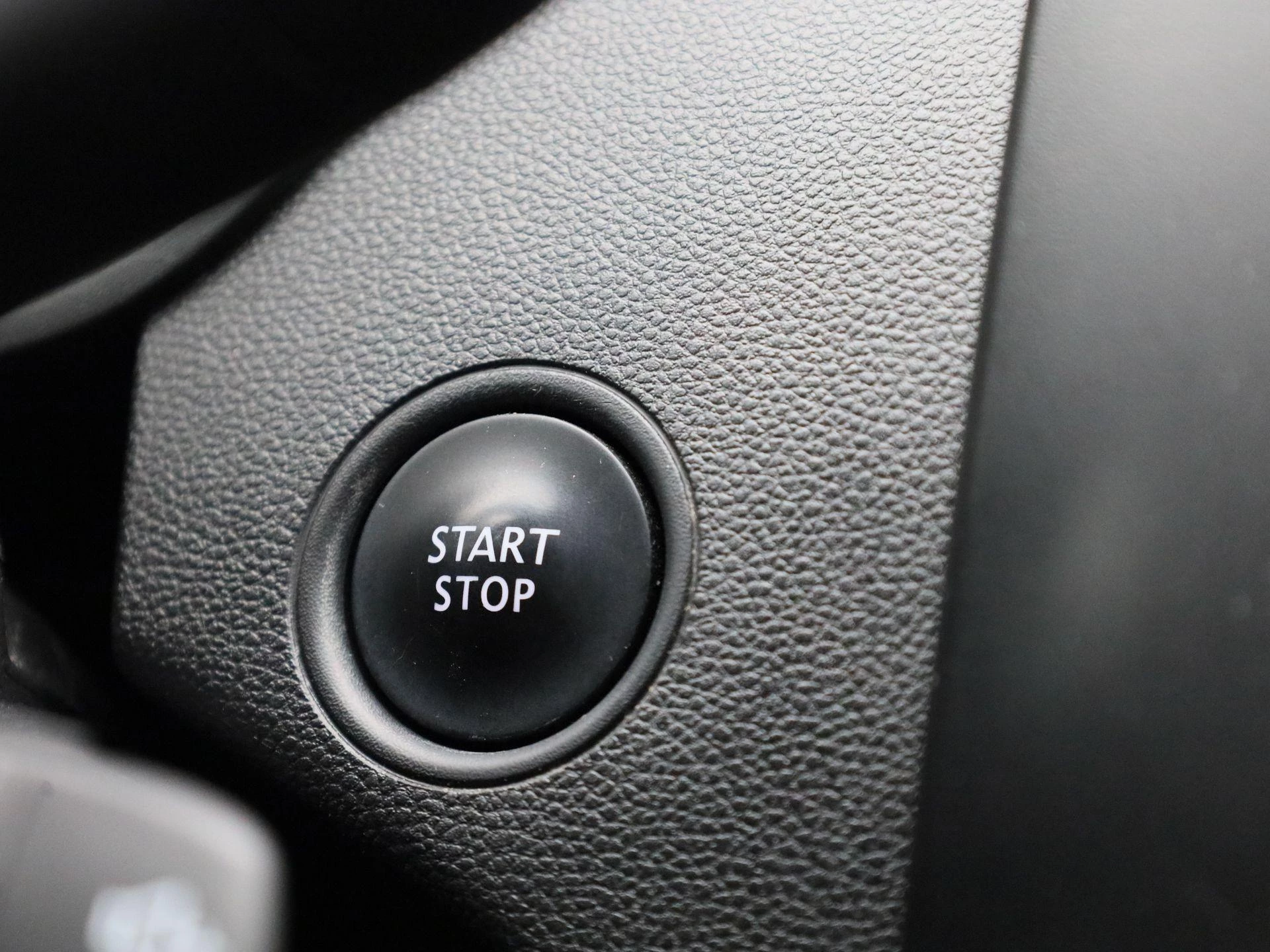 Dacia-Duster-image-23