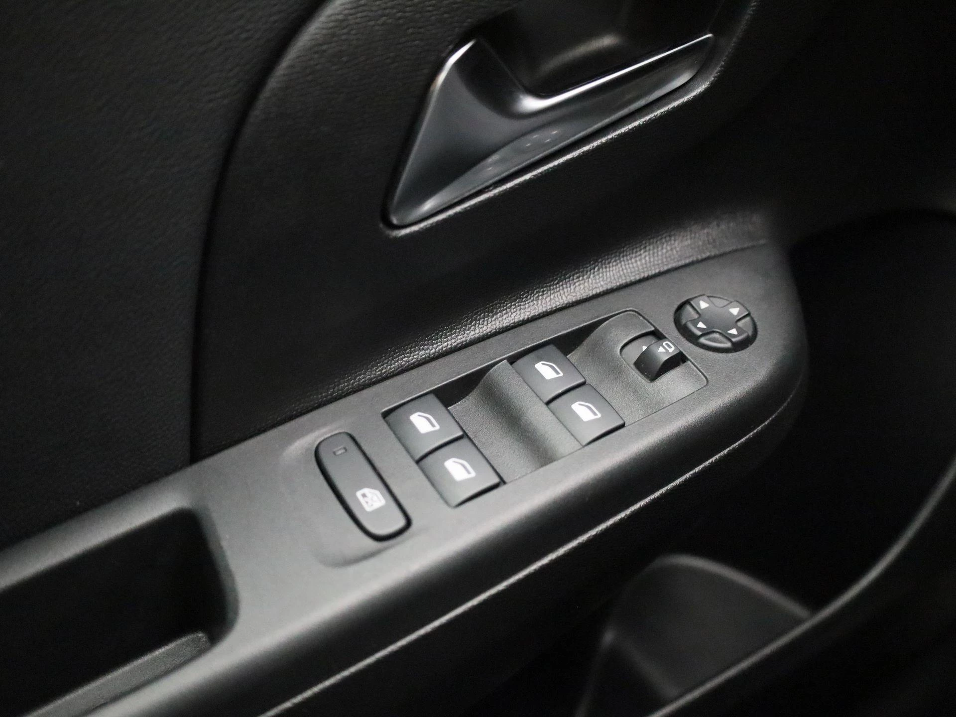 Opel-Corsa-e-image-22