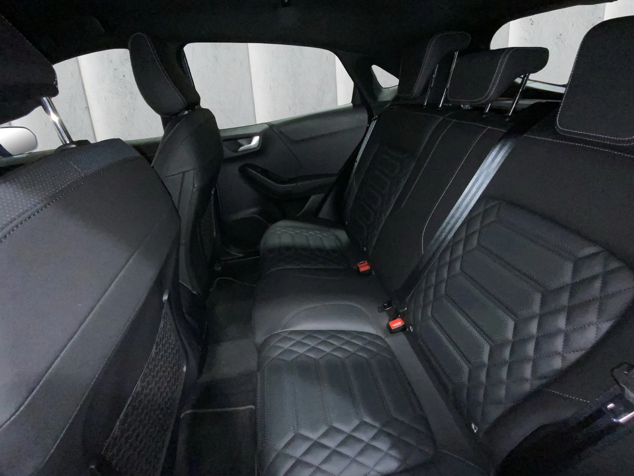 Ford Puma ST-Line Vignale | AHK | E-HK | Leder