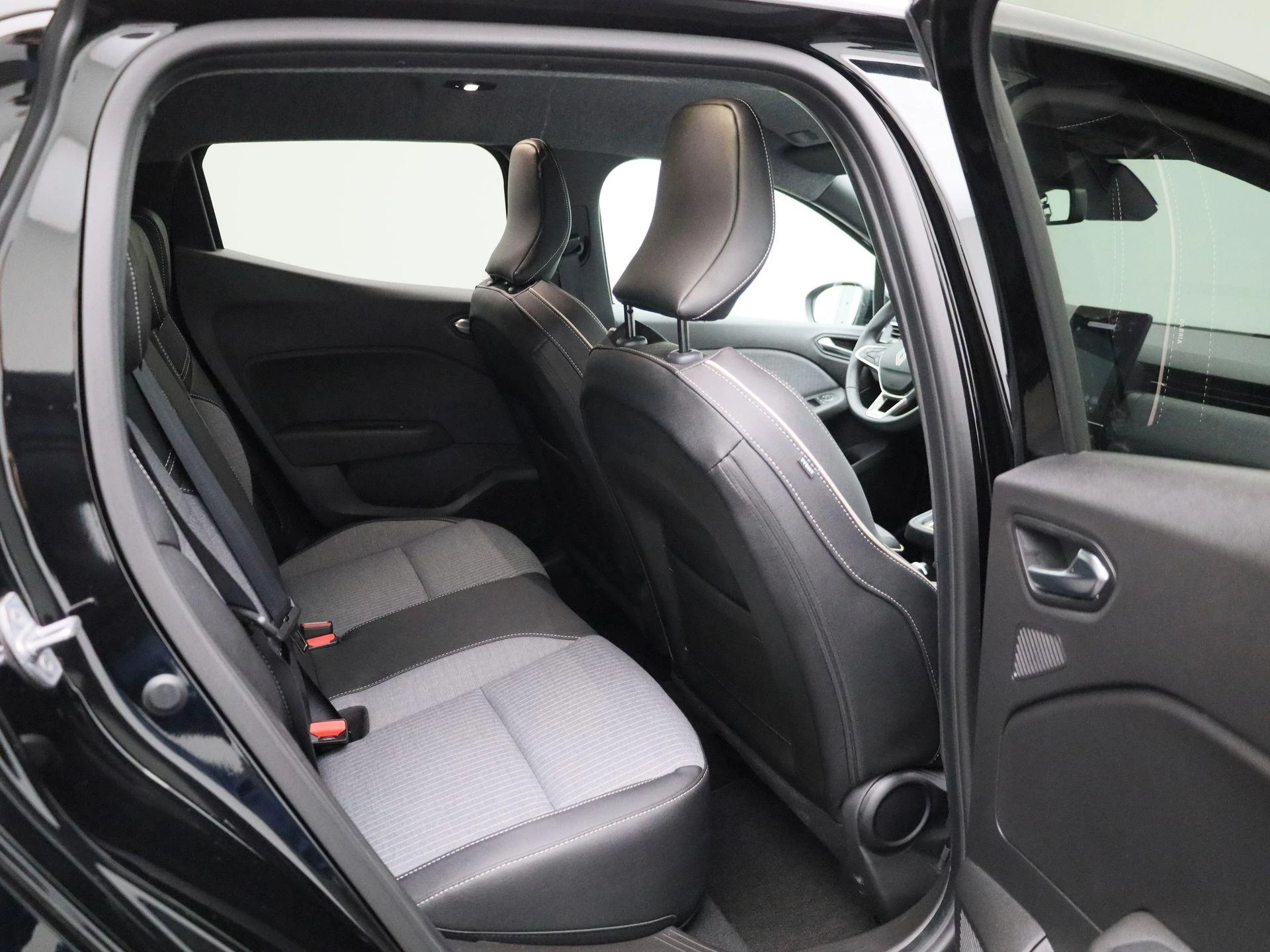 Renault-Clio-image-31